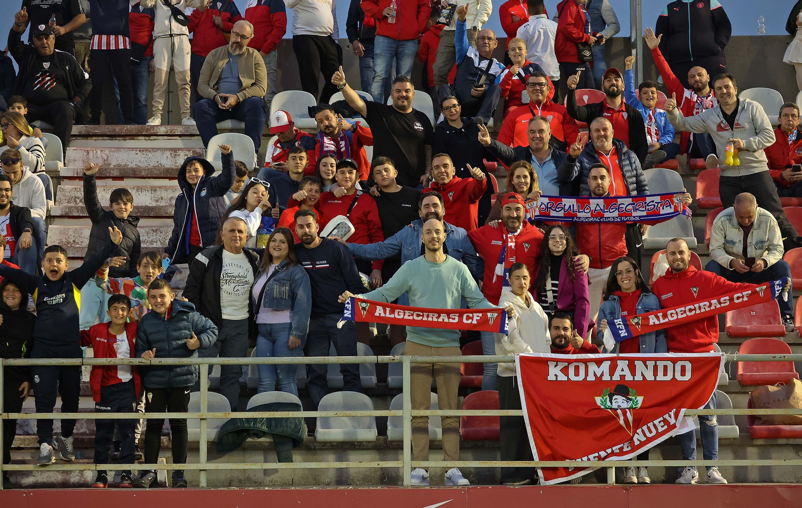 Búscate en el Nuevo Mirador durante el Algeciras - Murcia