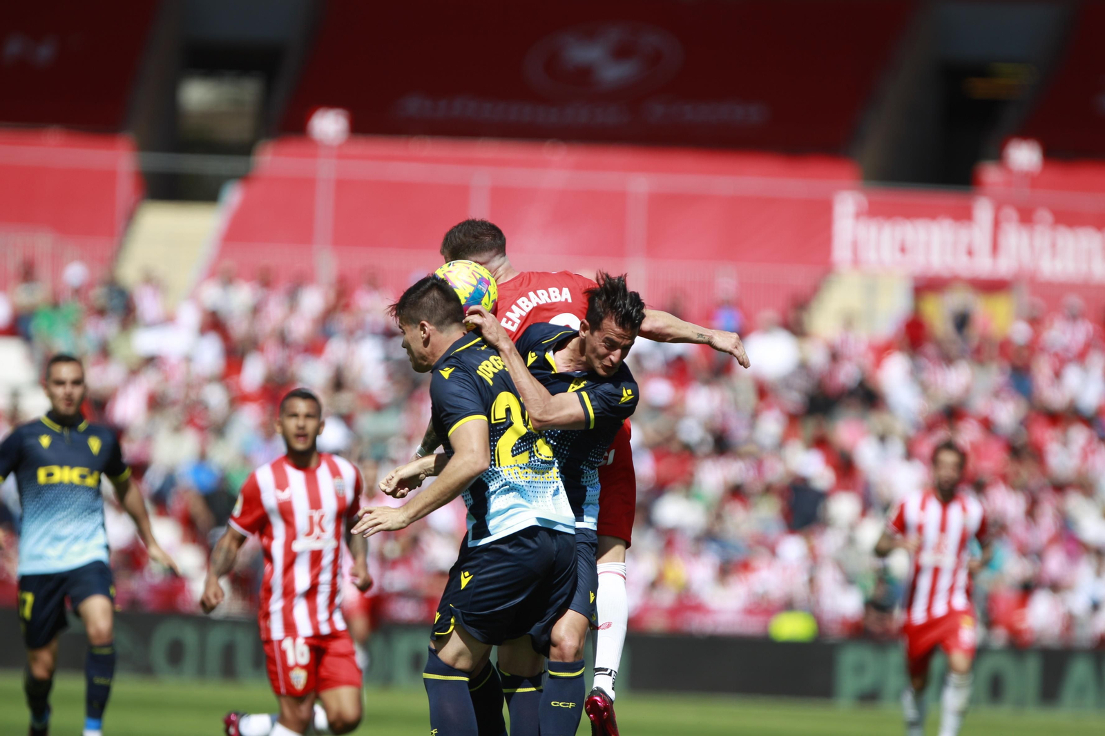 Imágenes del partido de la Liga Santander U.D. Almería-Cádiz C.F.