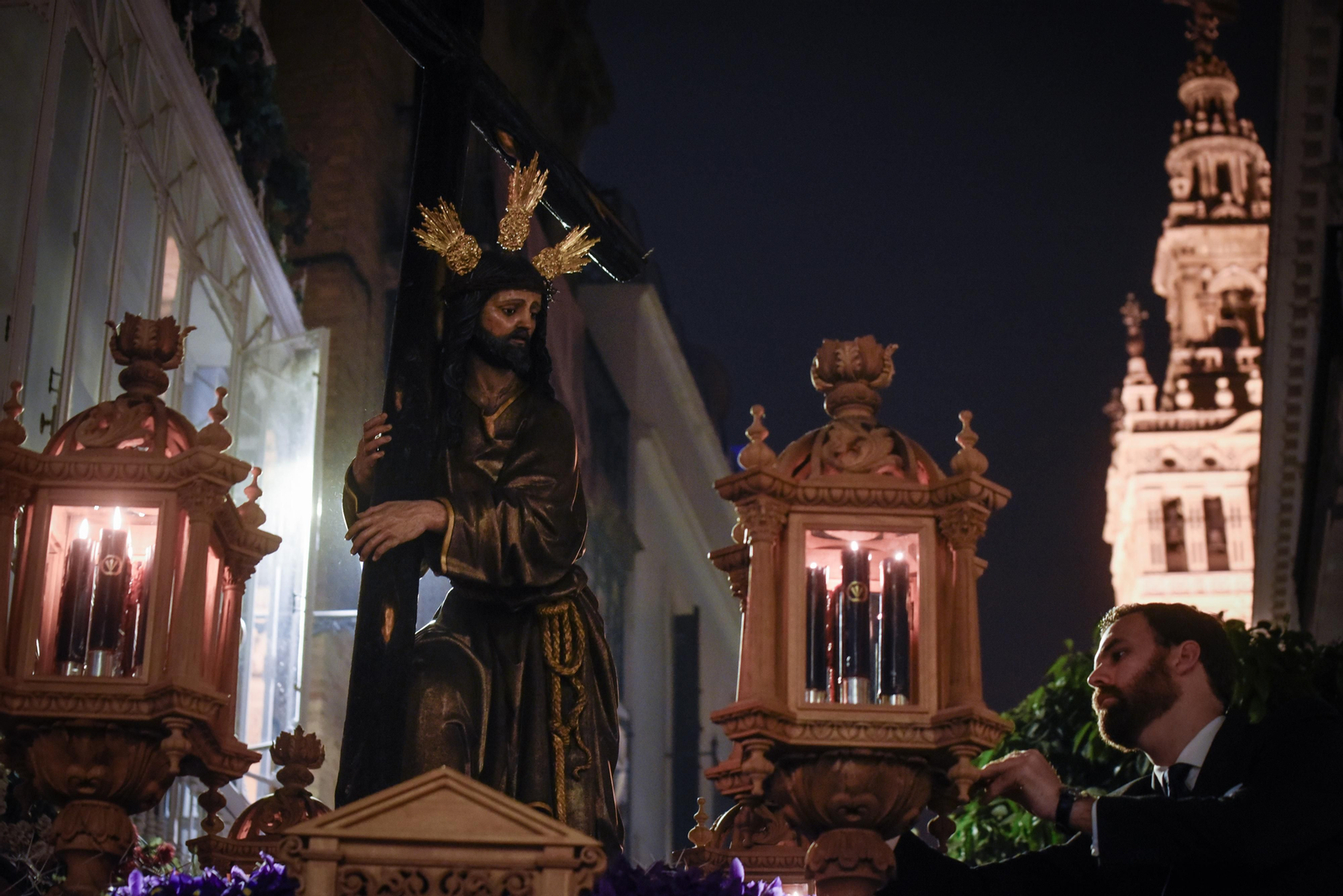 Las imágenes de la Hermandad de La Corona en la Semana Santa de Sevilla 2024