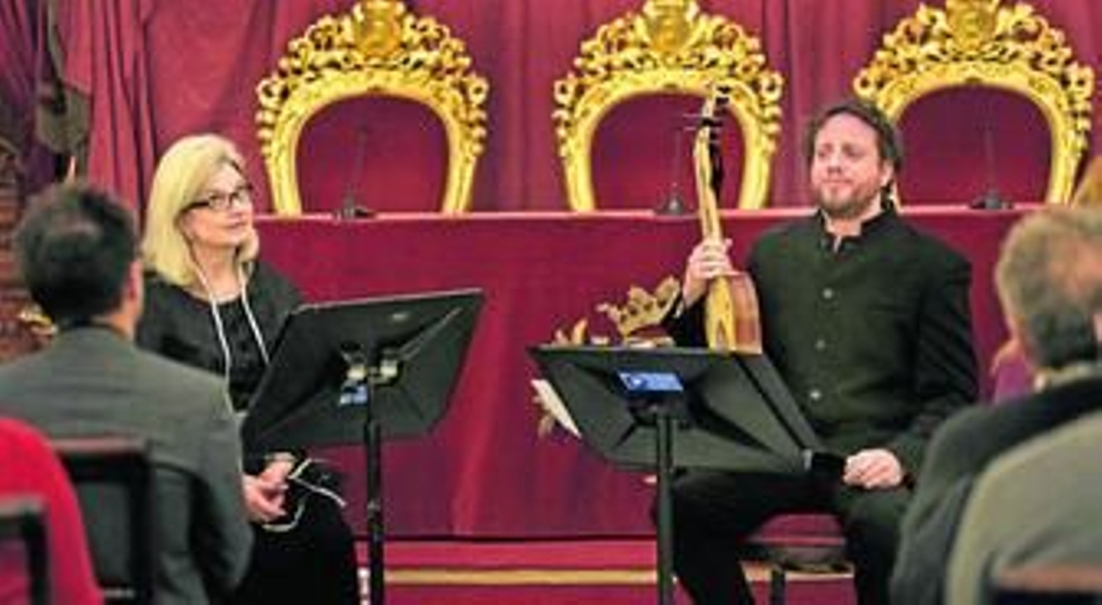 María Cristina Kiehr y Ariel Abramovich, durante el concierto que ofrecieron en Diputación.