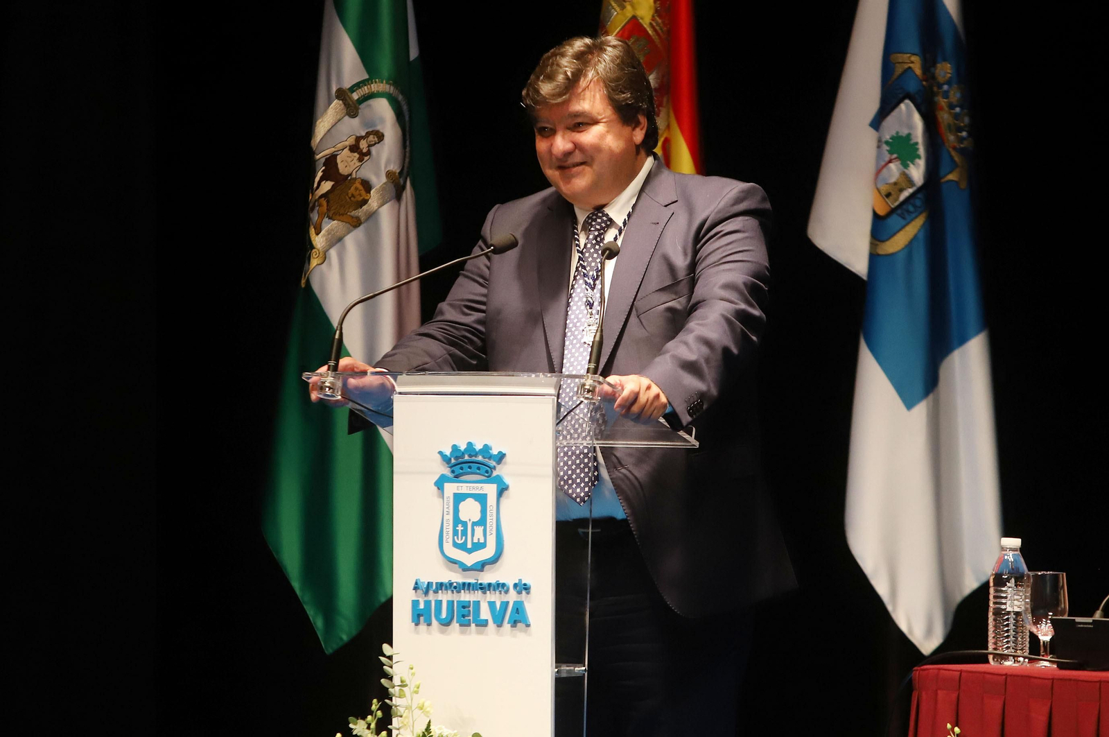 Imágenes de la toma de posesión de Pilar Miranda como alcaldesa de Huelva