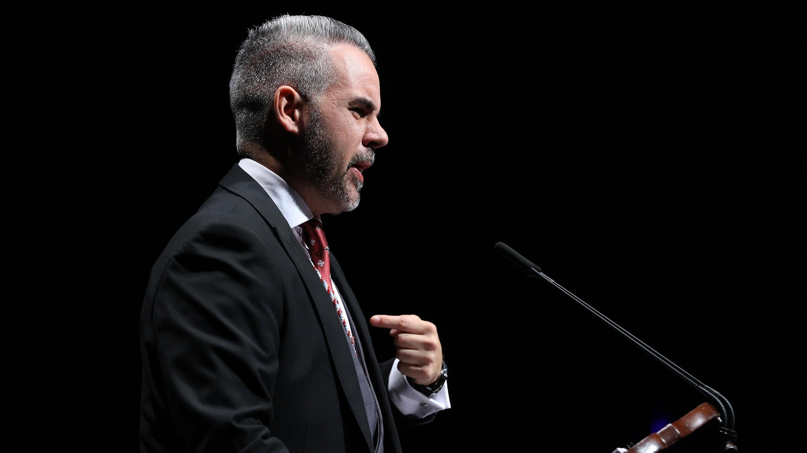 Imágenes de David Puerto en su pregón de Semana Santa 2025 en Jerez