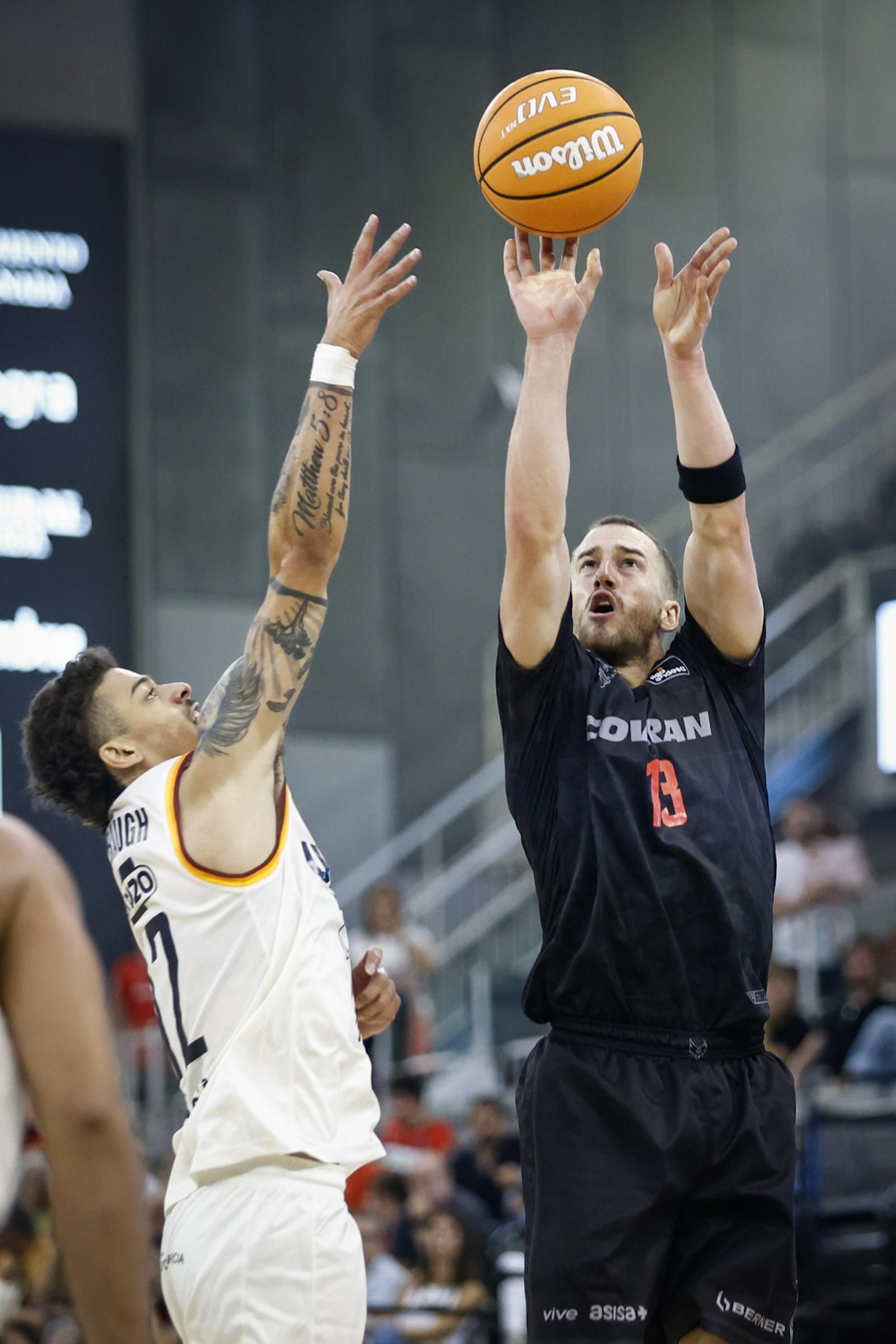 Las imágenes del partido entre el Covirán Granada y el UCAM Murcia