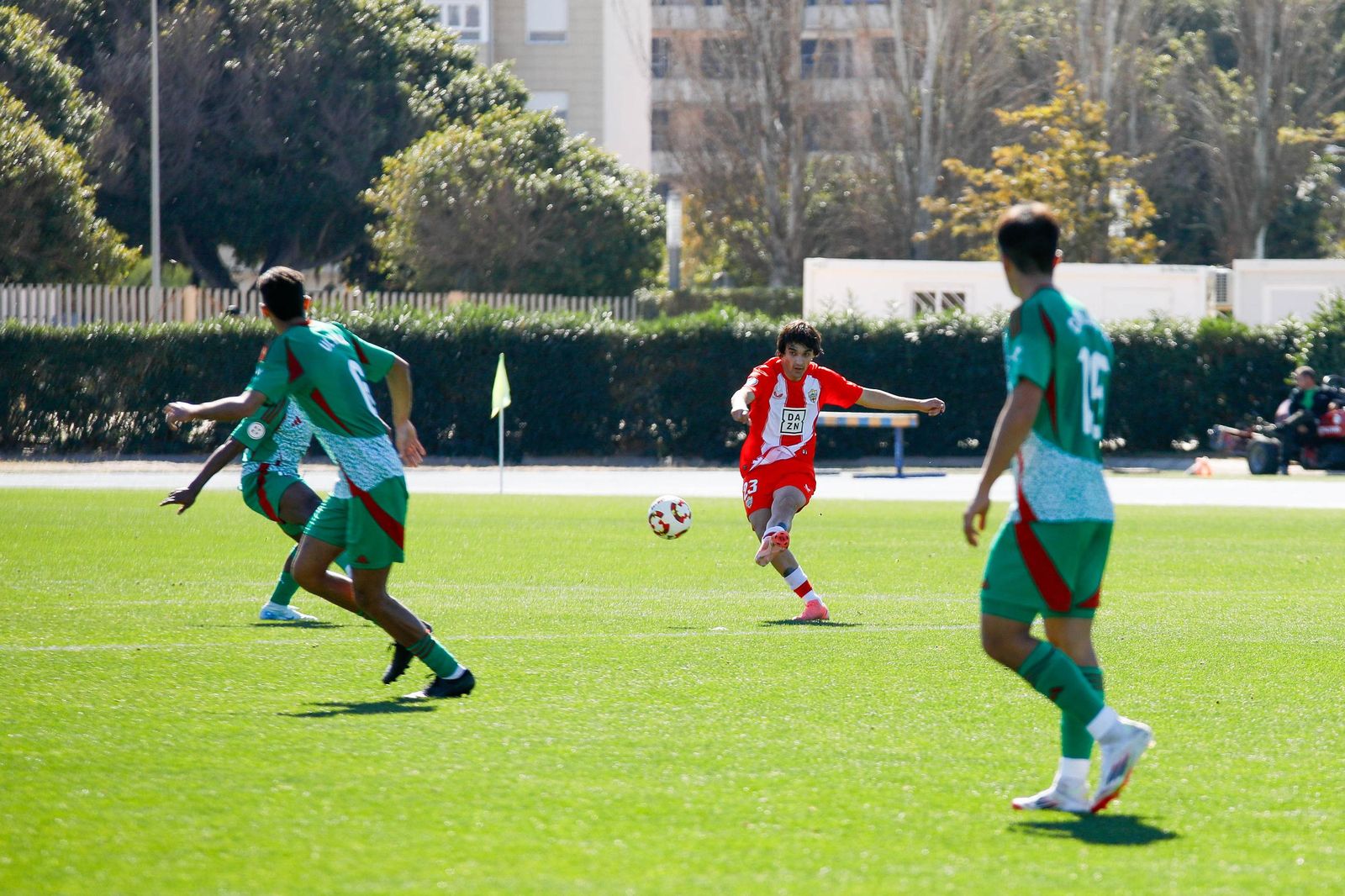 Las imágenes de Segunda RFEF entre Almeria B y recreativo de Granada