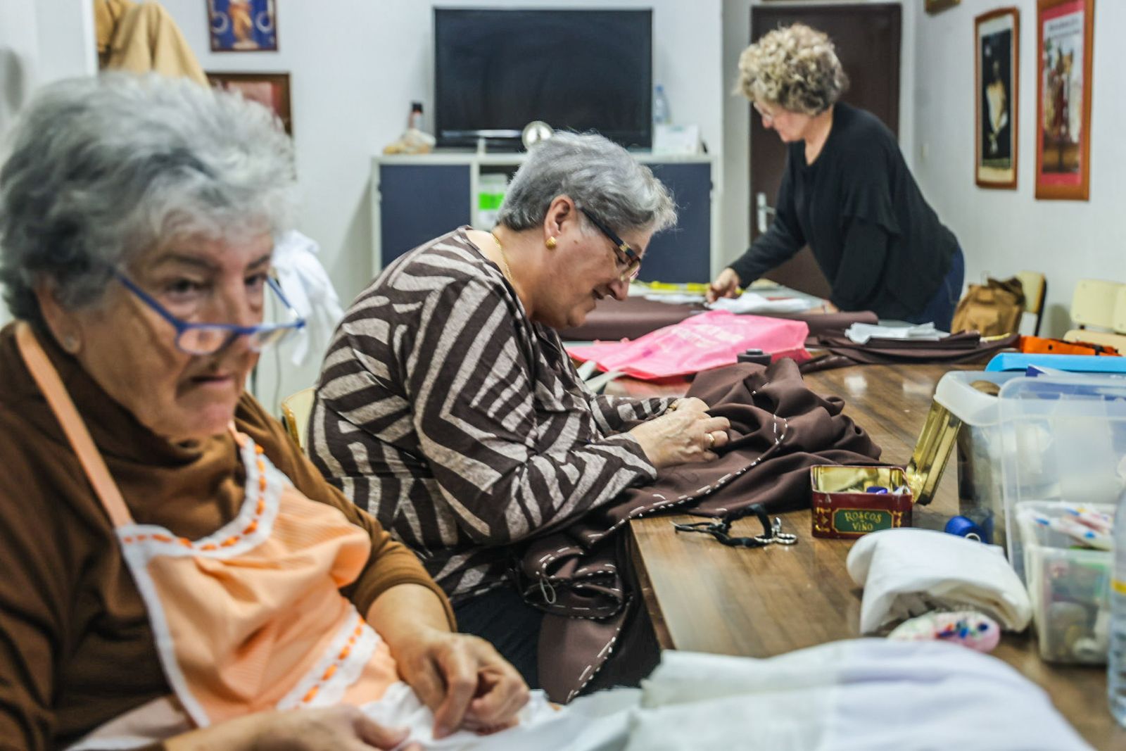 Fotografías del alma del taller de costura de la Sentencia