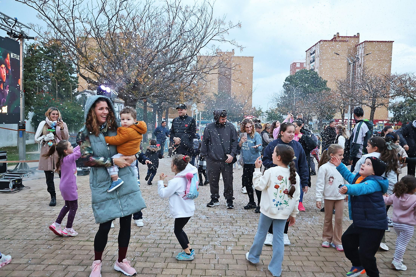 Imágenes de la nevada en el Convento de las Oblatas