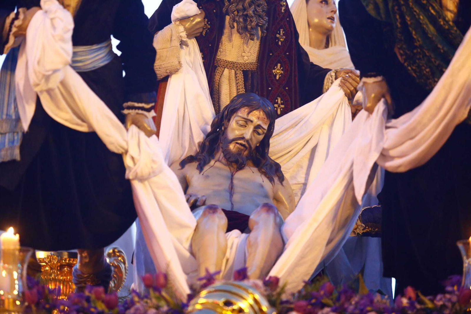 Las fotos del Santo Traslado, en el Viernes Santo de Málaga