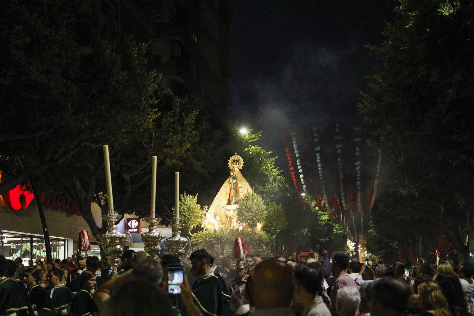 Las mejores imágenes de la procesión Stma. Virgen del Mar, acompañada por San Indalecio