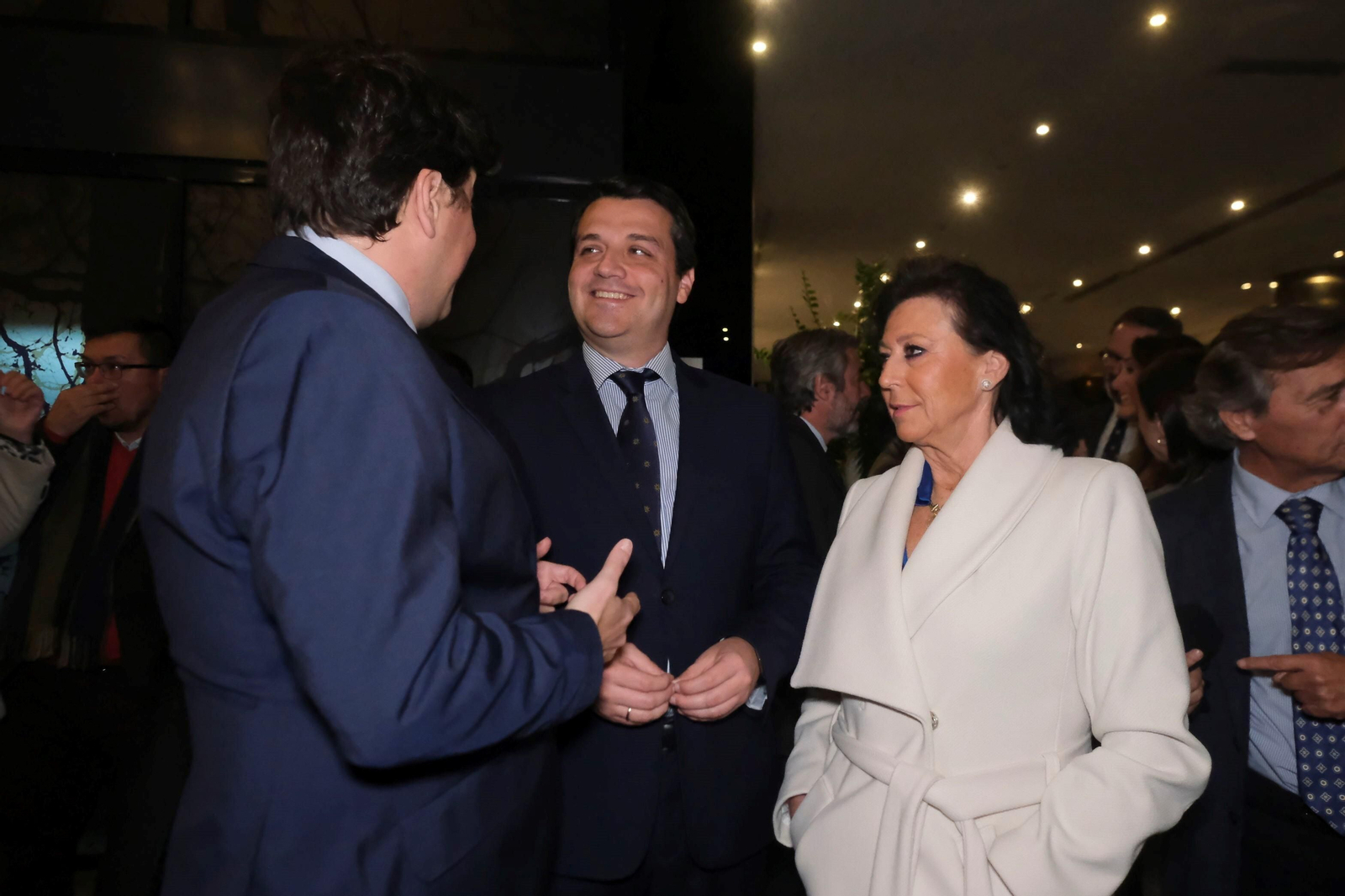 El foro Economía y Sociedad de Asfaco con el alcalde de Córdoba, en imágenes