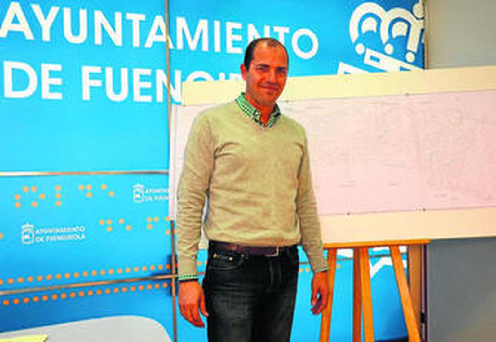 El concejal de Obras e Infraestructuras, José Sánchez, ayer, durante la presentación del proyecto.