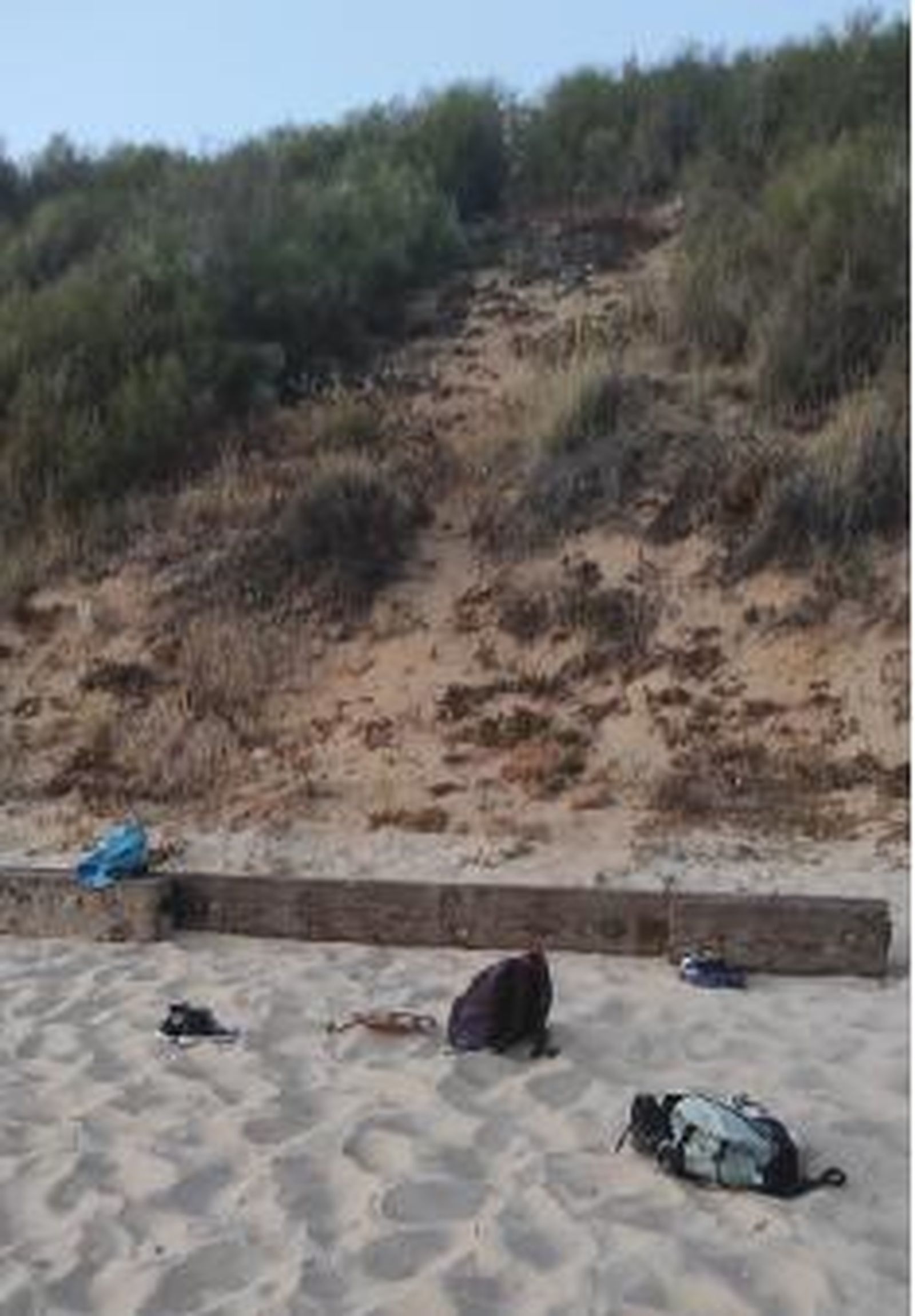 Esta es la zona de la playa de Las Redes donde se encontraba la joven.