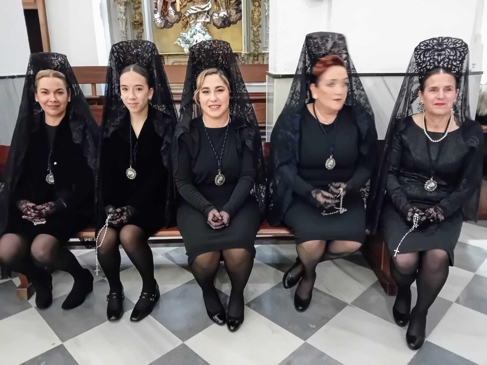 Las imágenes del Martes Santo en Chiclana 2024: El Amor y Afligidos