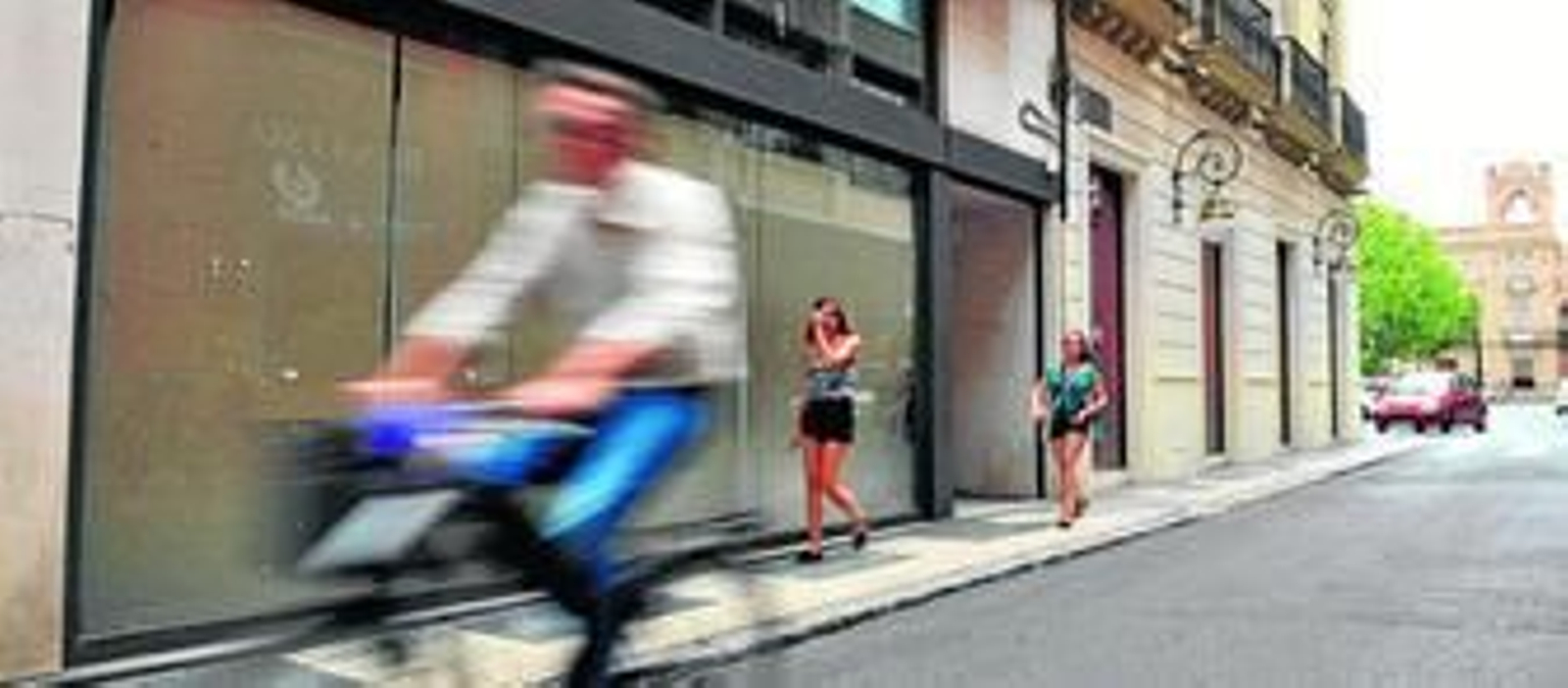 Otro bar de copas en el sector de la Plaza Nueva