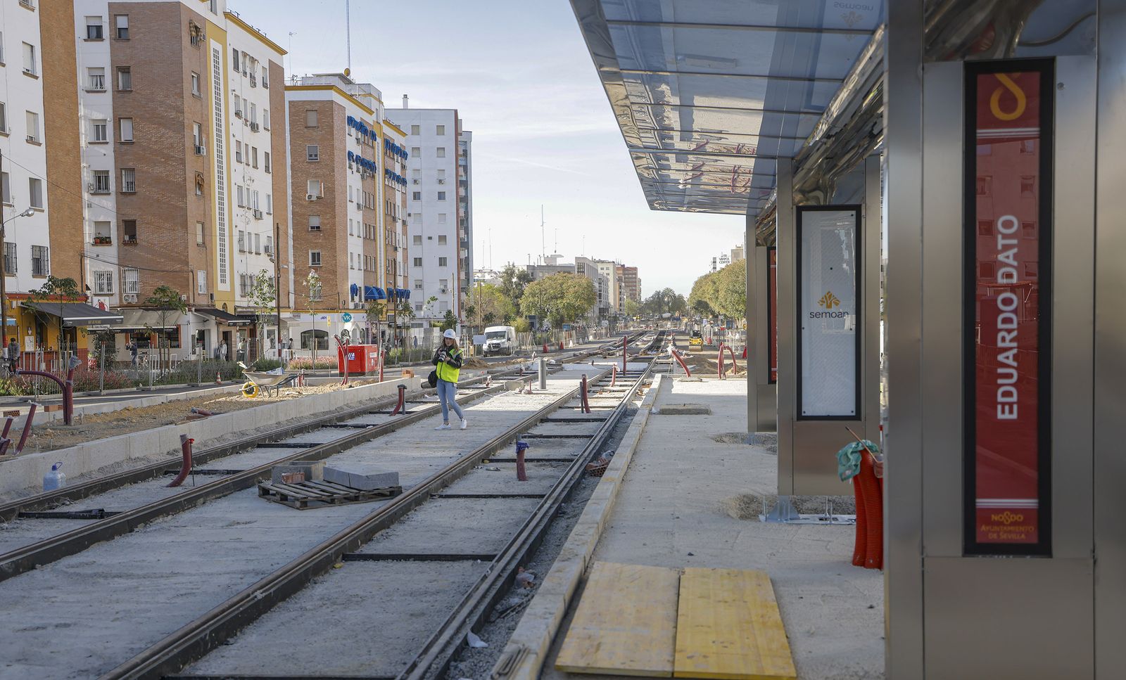 La visita a las obras de ampliación del Metrocentro, en imágenes