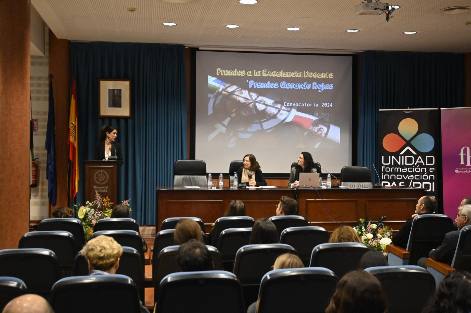 Premios a la Excelencia Docente 2024 y los Premios 'Gerardo Rojas' de Proyectos de Intercambio entre Empresas e Instituciones, en imágenes