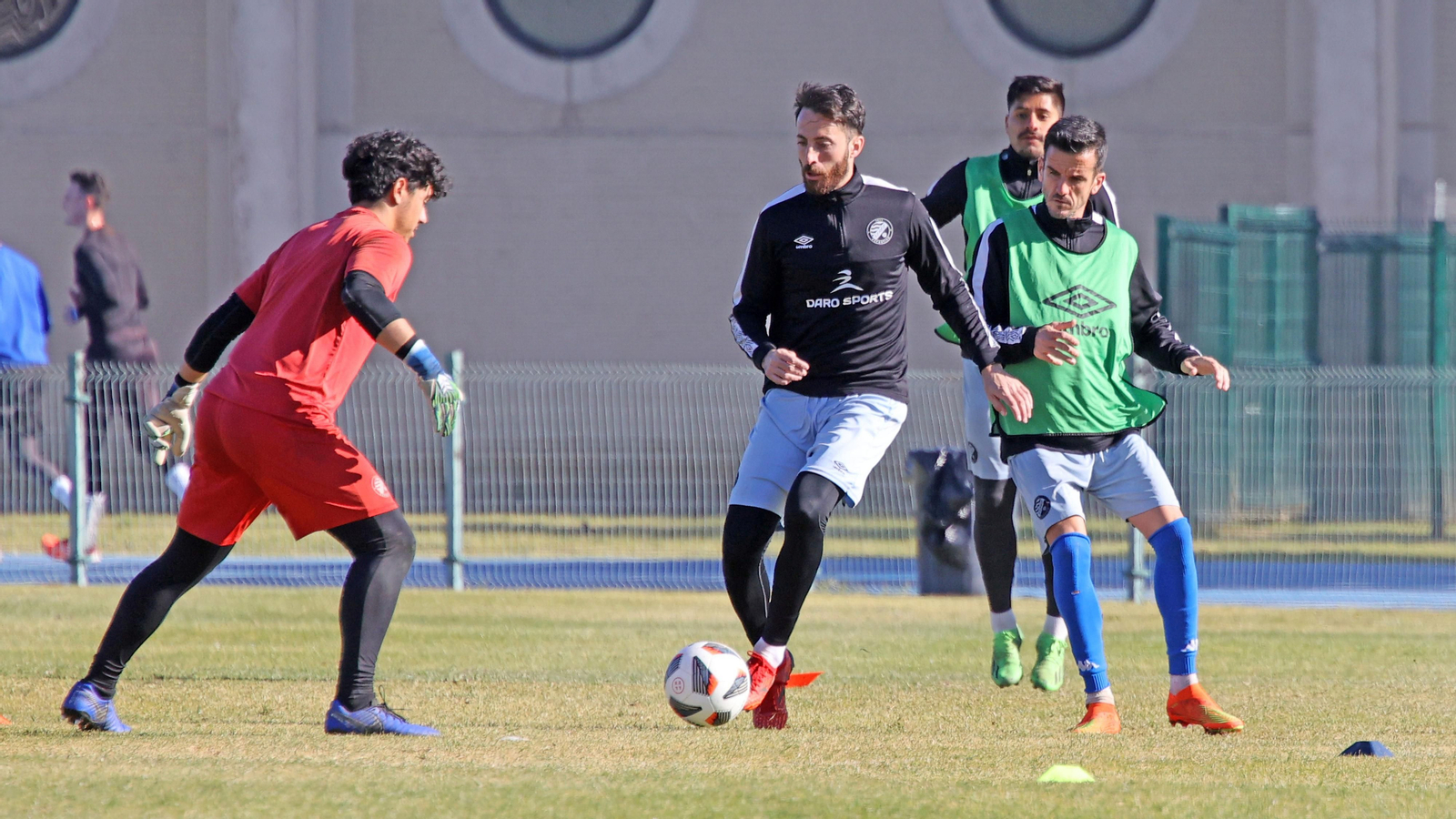 Menéndez se pierde el partido en El Ejido por lesión.
