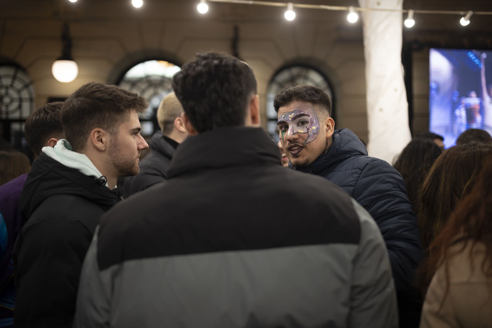 Ambiente en la final  del Carnaval Colombino