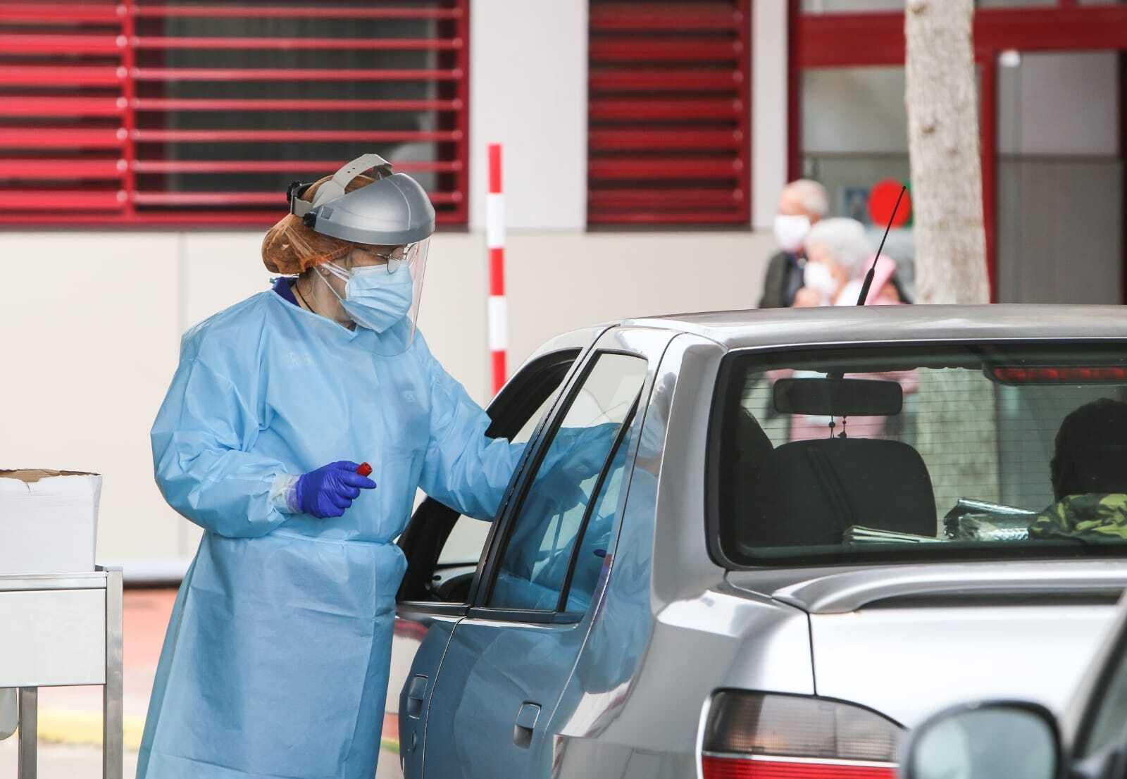 Una de las pruebas PCR realizadas esta misma semana en el centro de salud de Los Gallos.