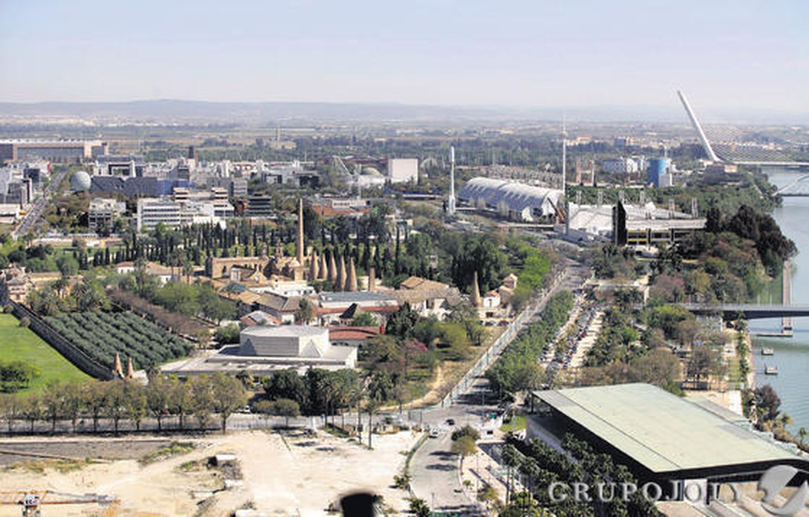 Una vista panorámica de la actual Isla de la Cartuja.  Foto: Antonio Pizarro