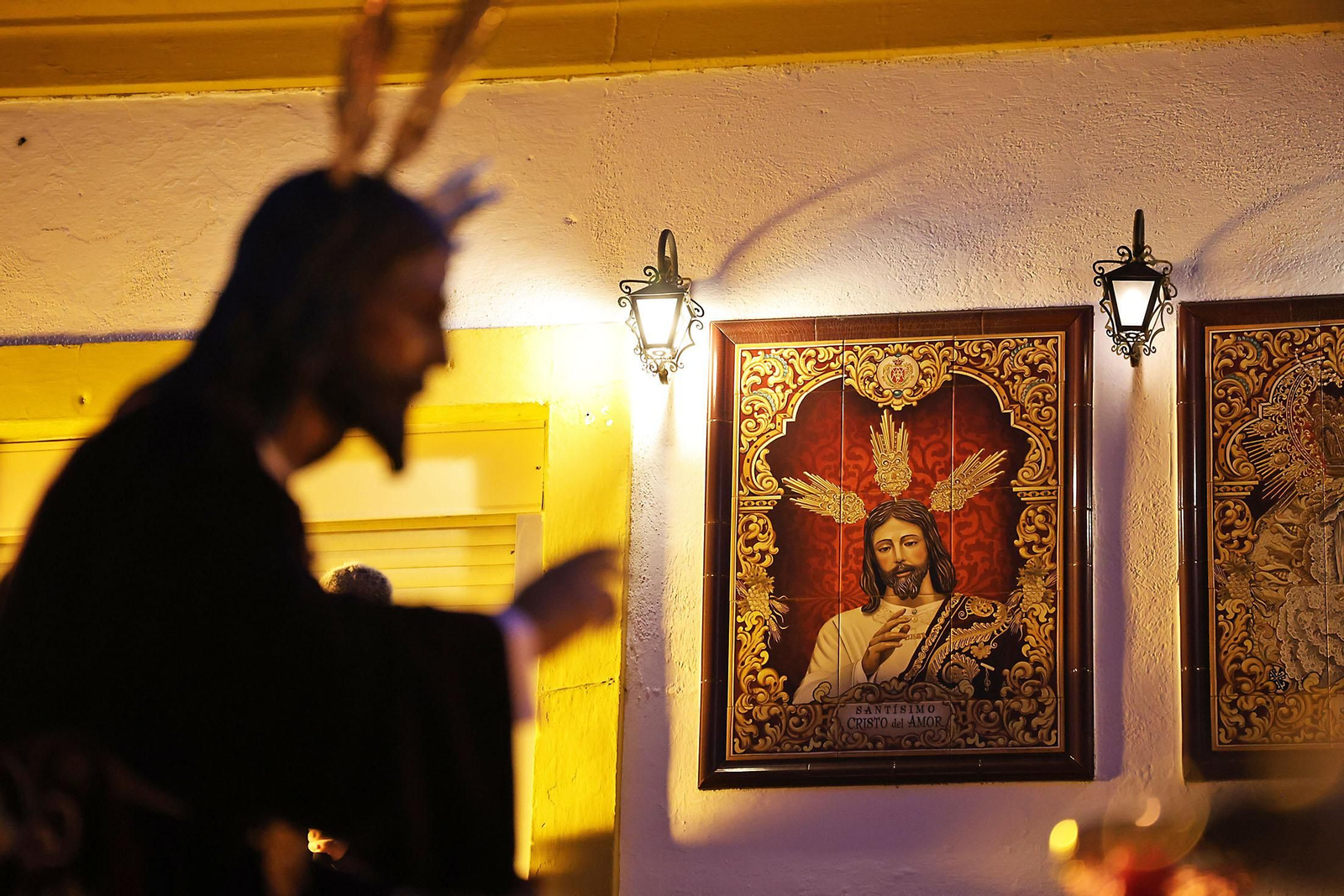 Imágenes del Vía Crucis del Consejo de Cofradías y Hermandades de Huelva