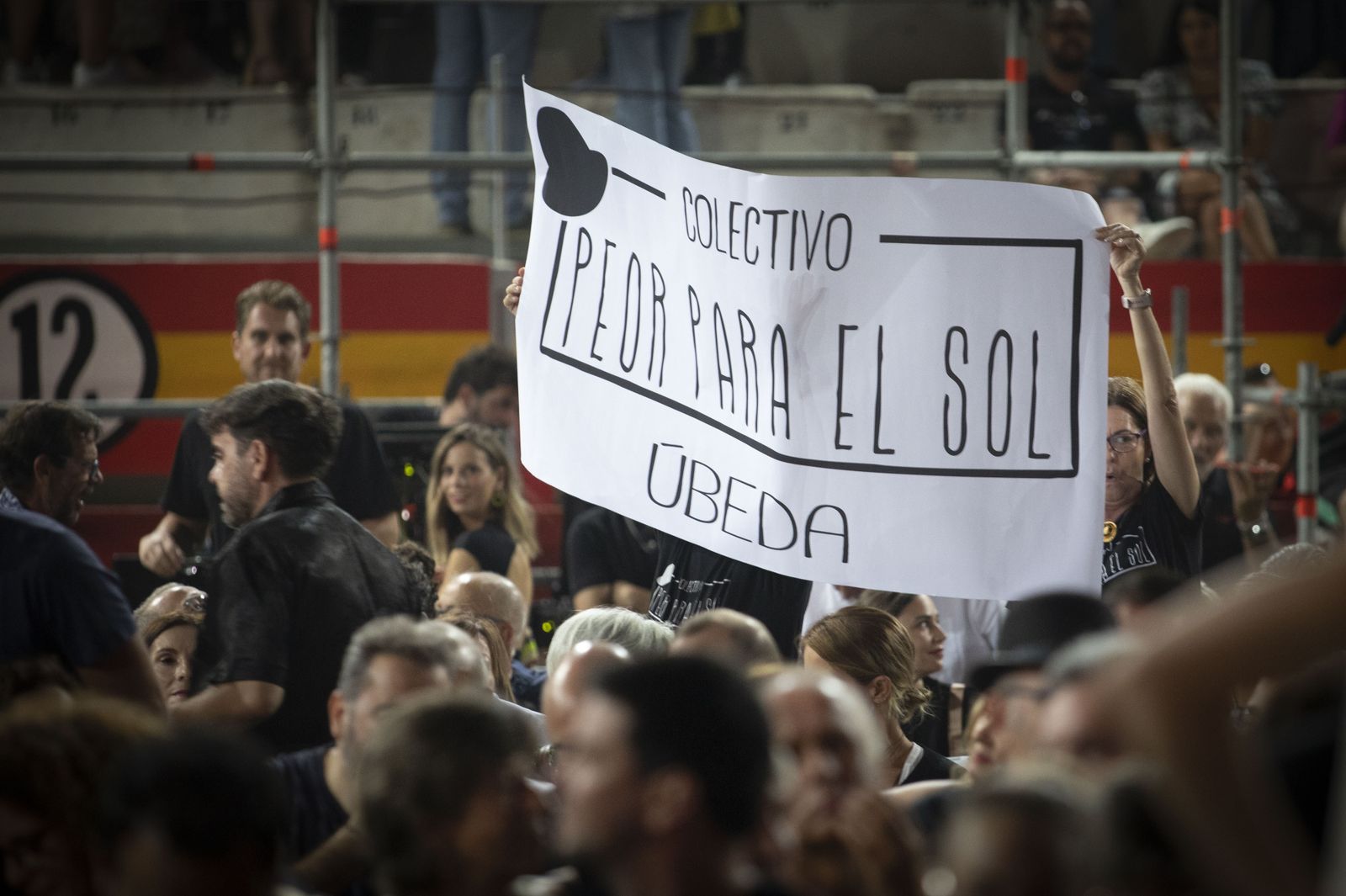 Granada se rinde a los pies de Joaquín Sabina 'con todo pronóstico'