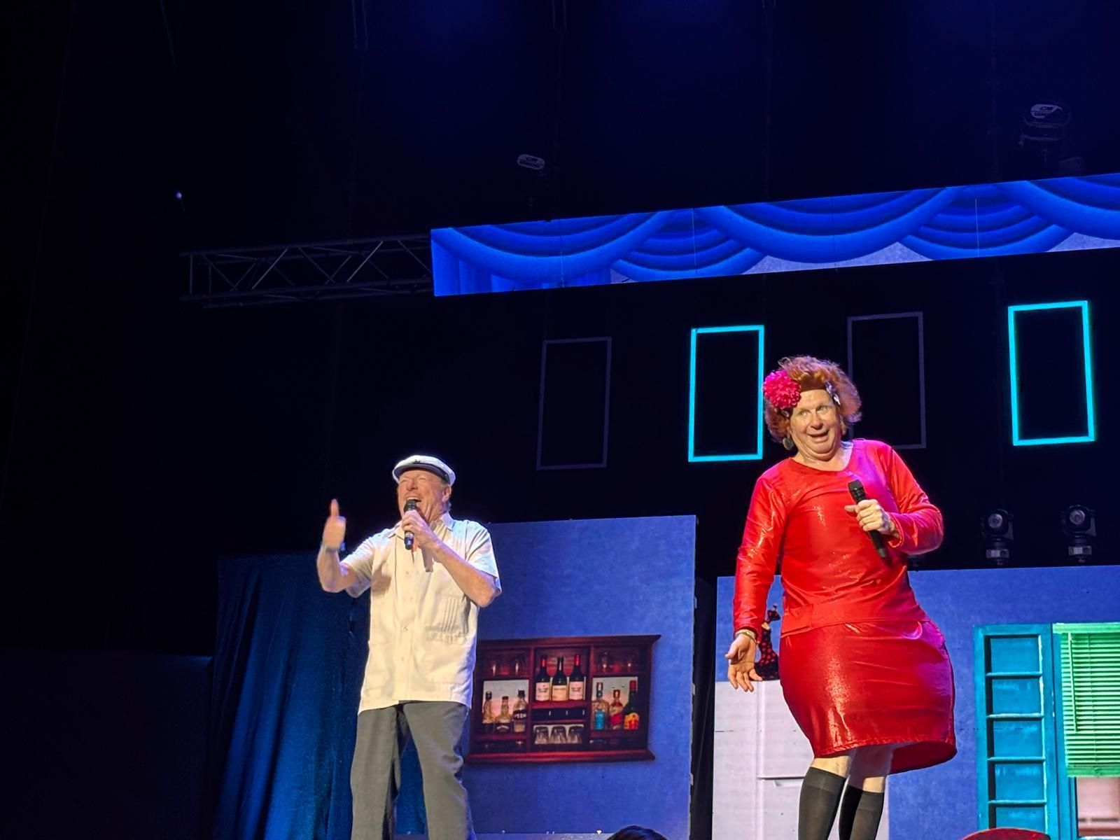 César y Jorge Cadaval durante un momento de la actuación.