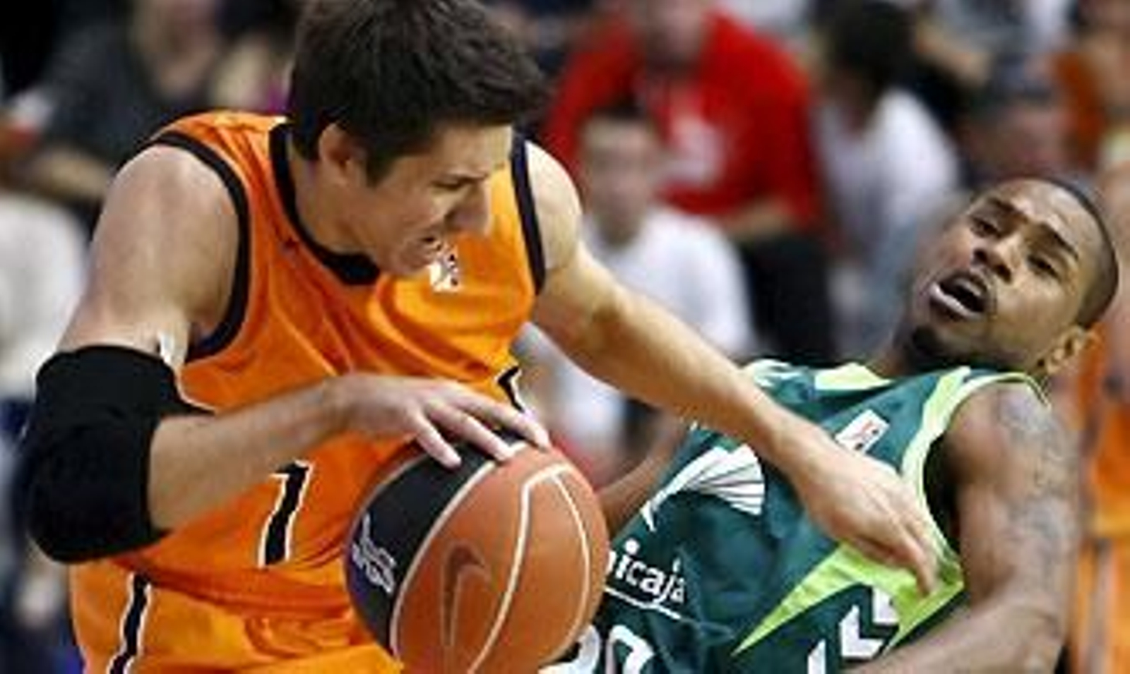 Primera derrota del Unicaja (84-74)