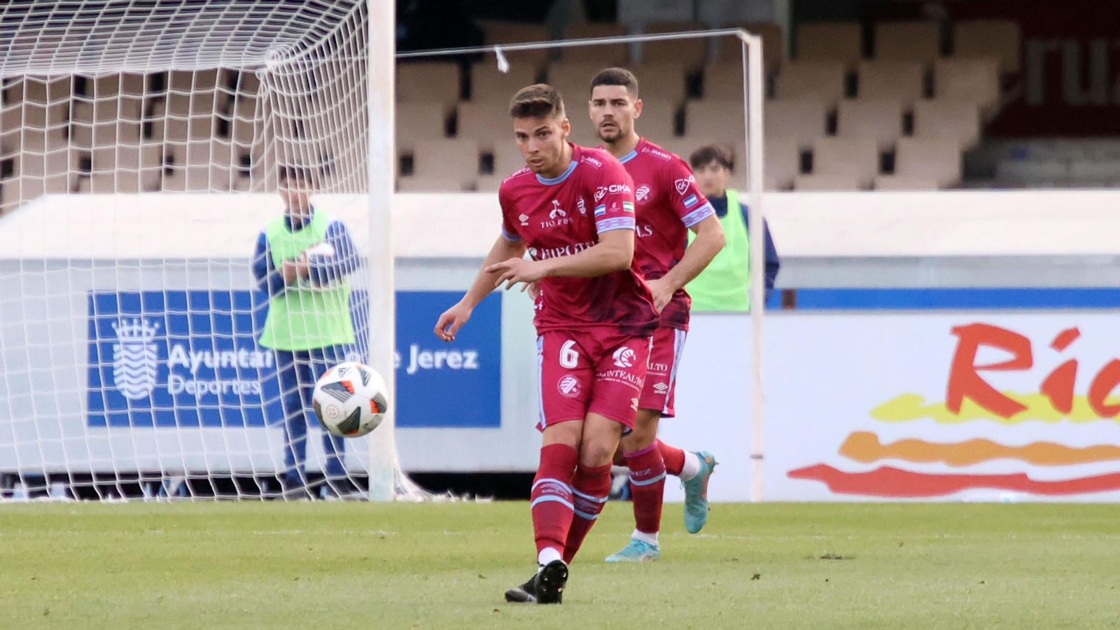 Xerez DFC contra UCAM Murcia en Chapín