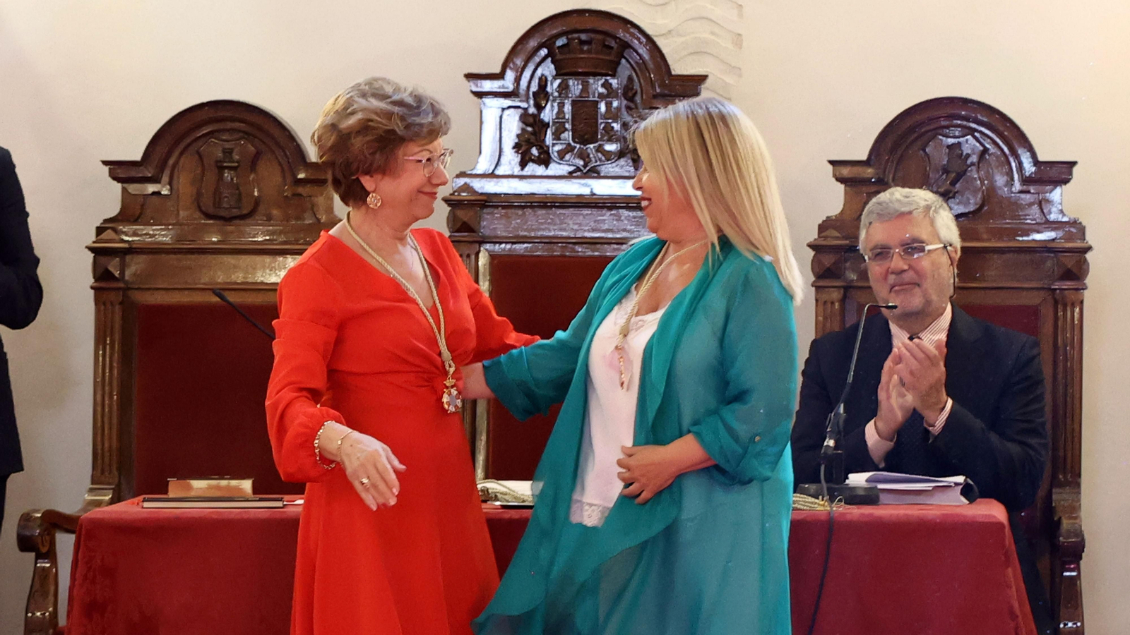 Investidura de María José García-Pelayo como nueva alcaldesa de Jerez