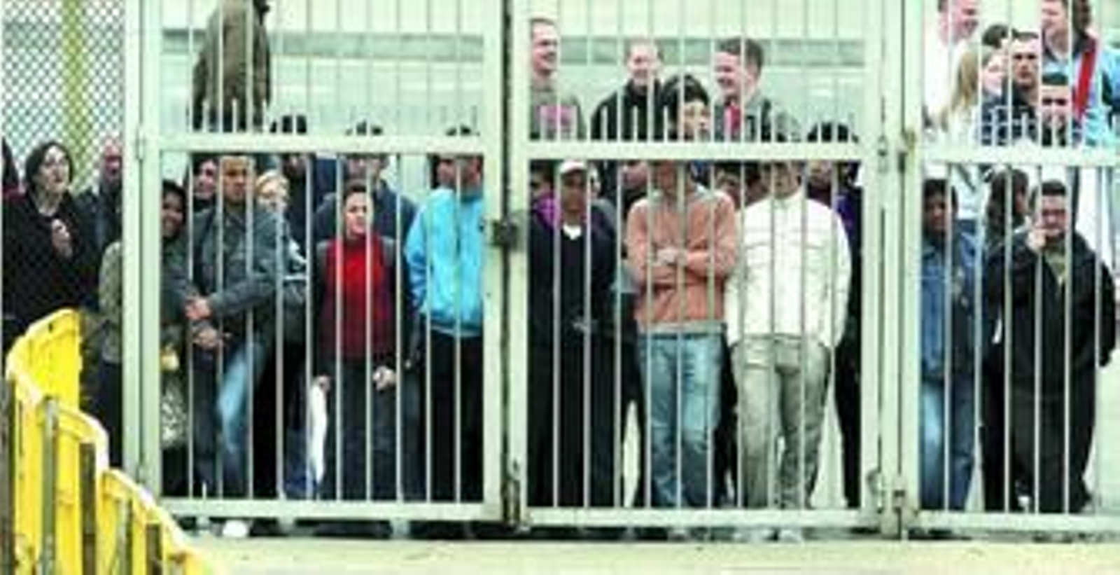 Muchos fueron los seguidores azulgranas que se llevaron la decepción de no poder animar a sus ídolos futbolísticos.