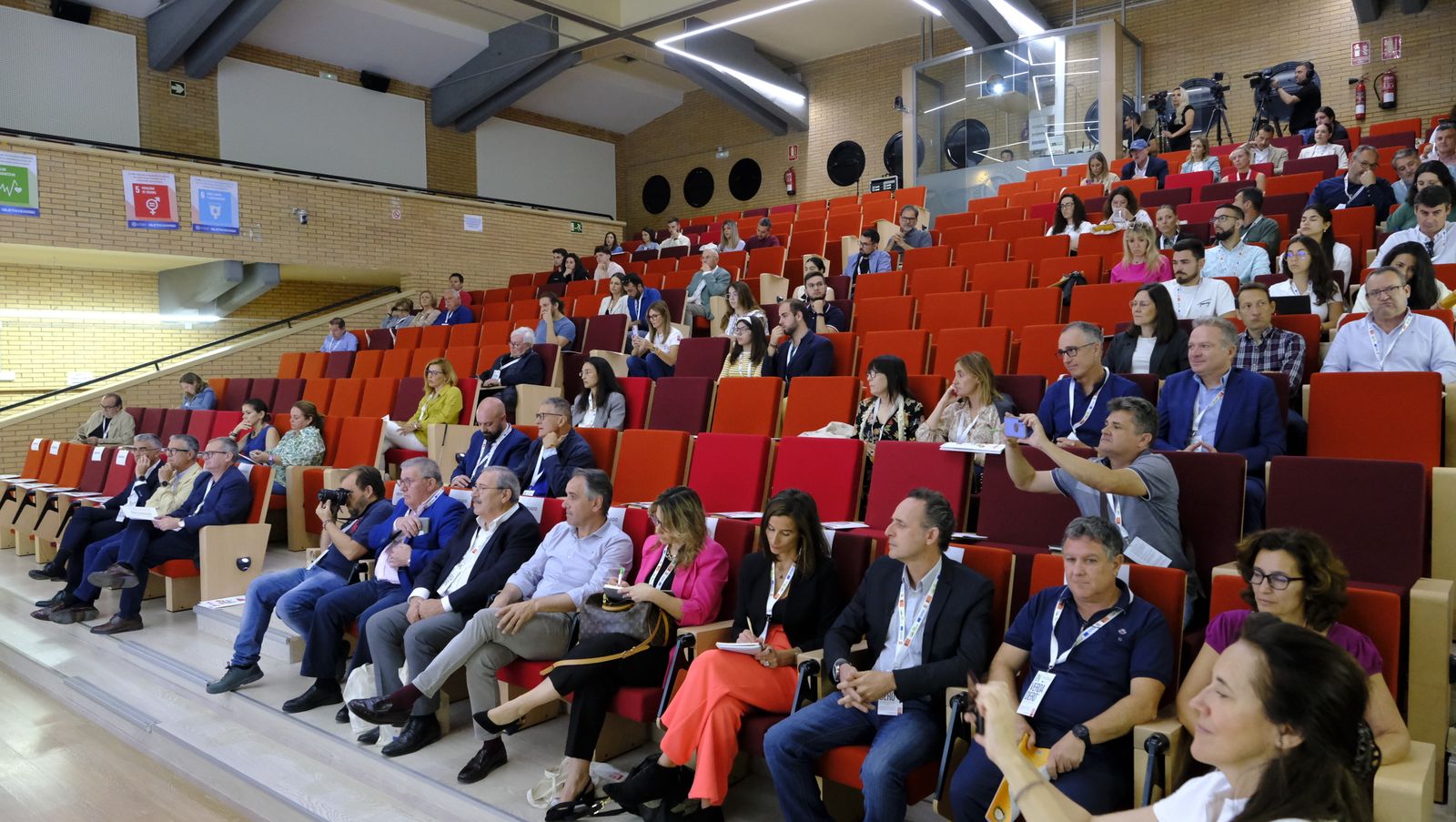 Imágenes de las jornadas sobre invernaderos de Hortispaña en la Universidad de Almería