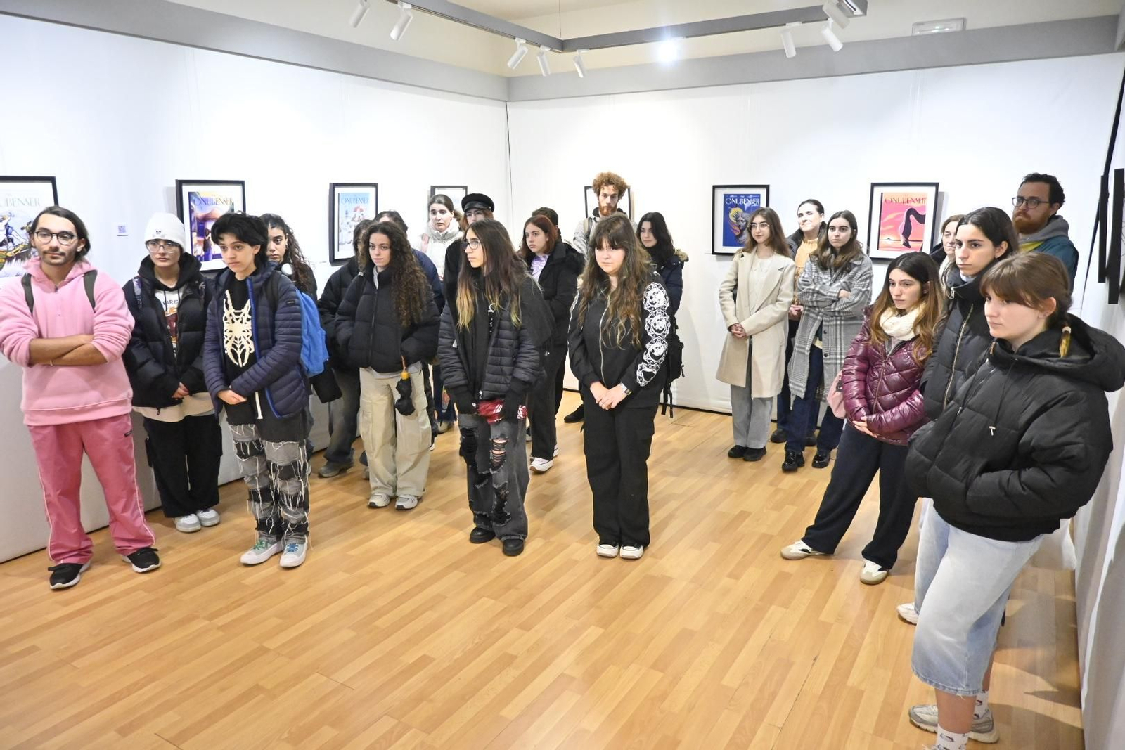 Imágenes de la inauguración de la exposición 'The Onubenser 2025' en Huelva