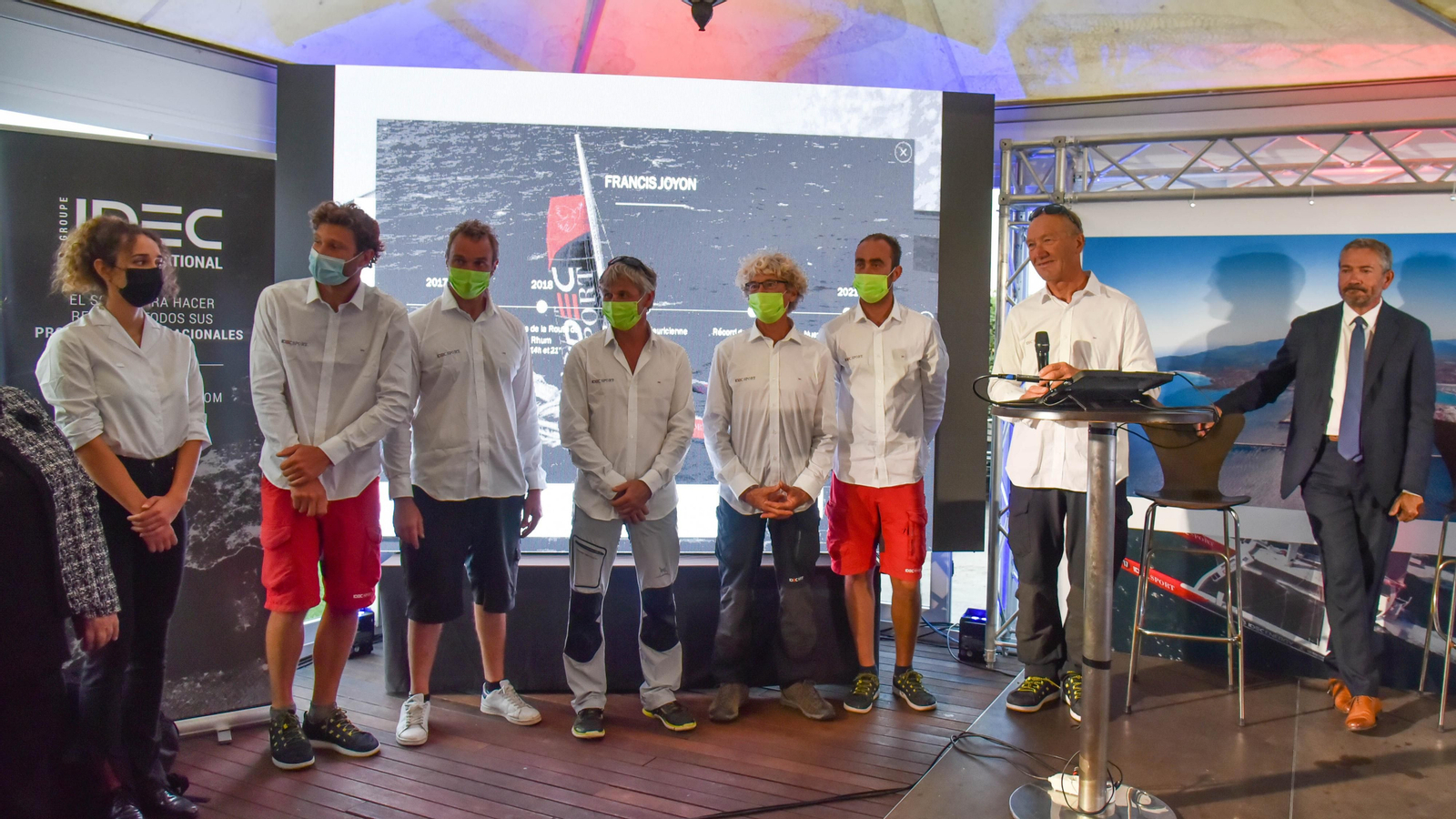 Las fotos del maxitrimaran y la presentación del puerto seco de Antequera