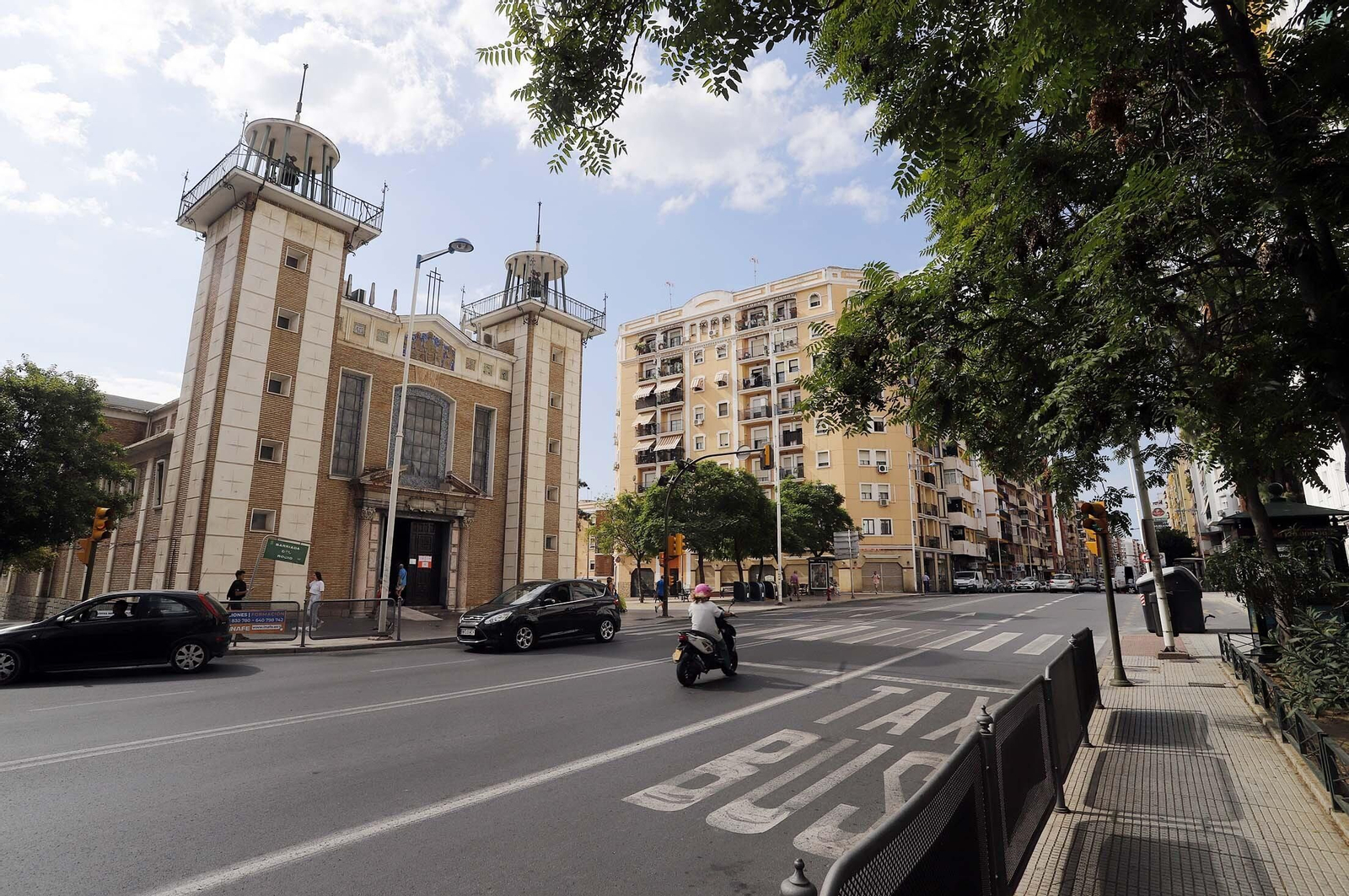 Un paseo en imágenes por la Plaza del Antiguo Estadio y sus alrededores