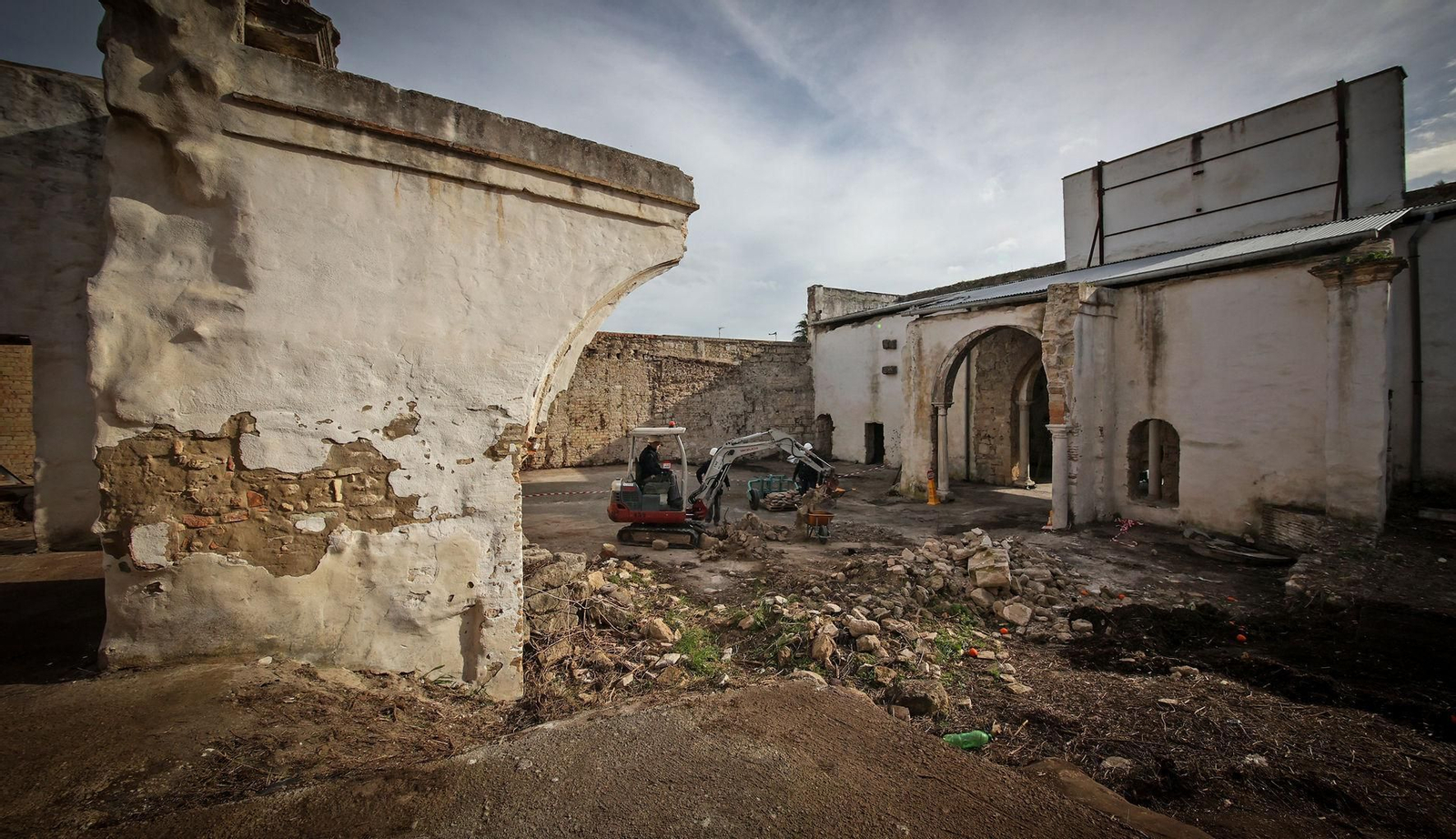 El palacio Riquelme se prepara para las visitas guiadas