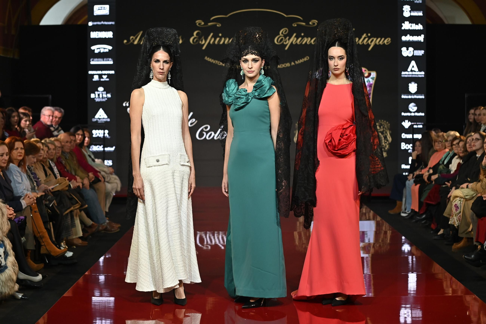 Huelva Flamenca 2025: Desfile de Ángeles Espinar