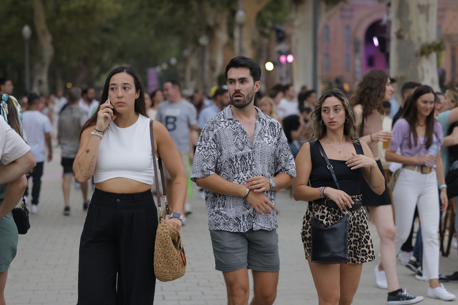 Búscate en las fotos del concierto de Bizarrap