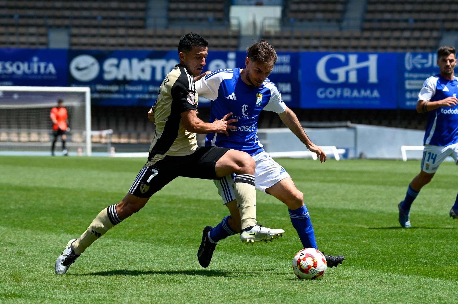 Las imágenes del último partido de Liga del Xerez CD contra el Linares