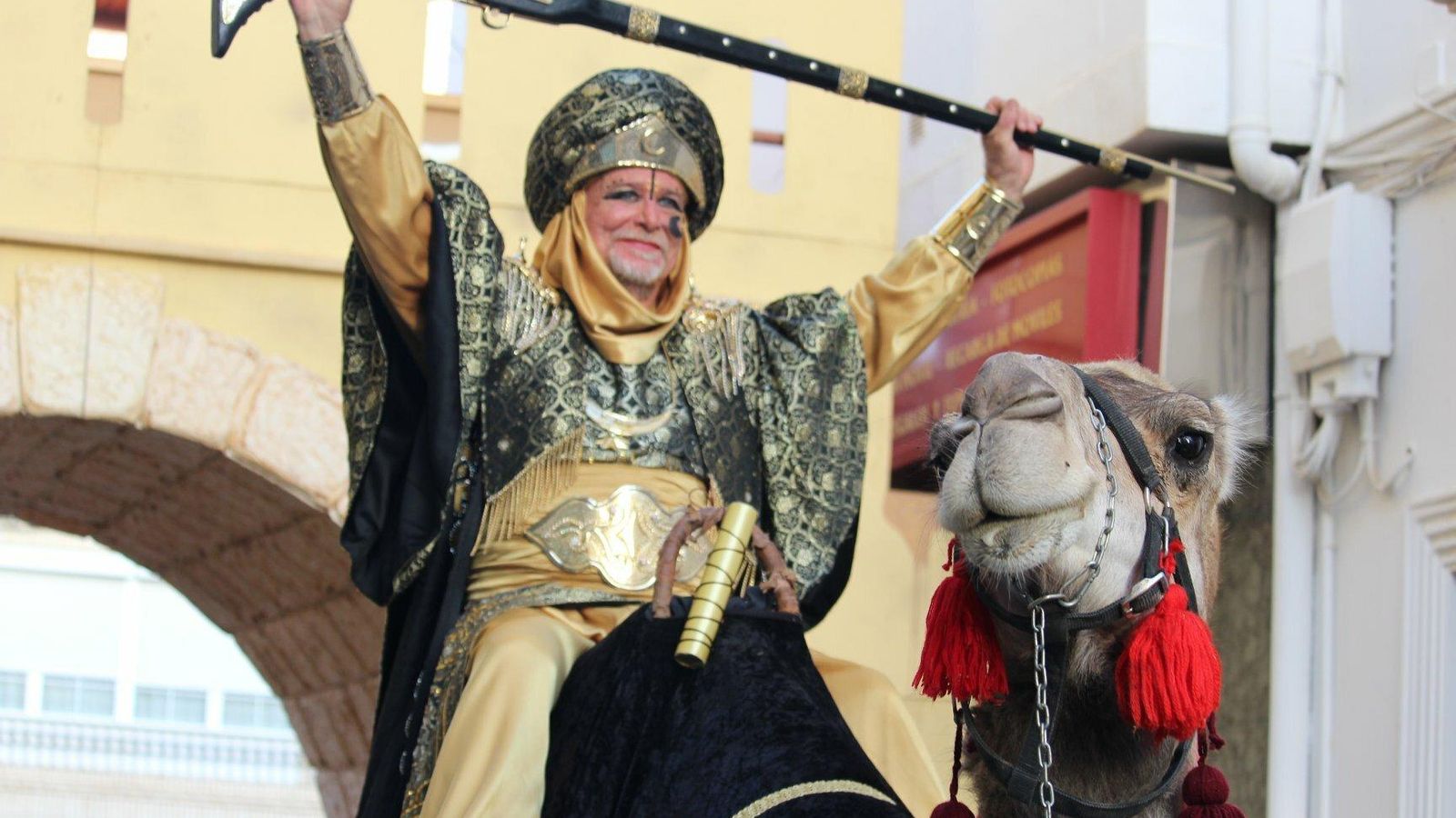 Desfile de Moros y Cristianos de Vera en 2018.