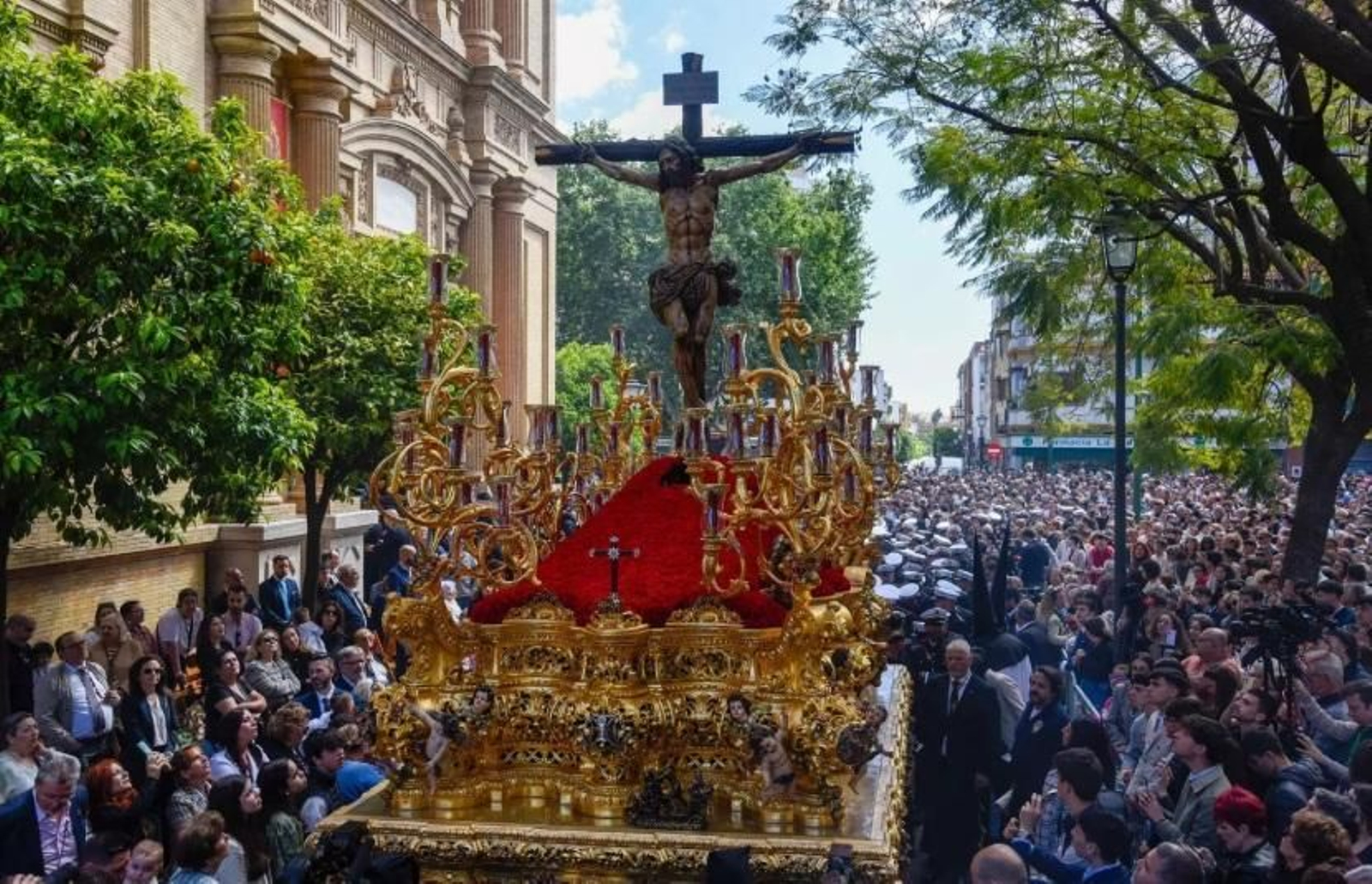 El paso del Cristo de la Sed, estrenado en 1990 en madera tallada