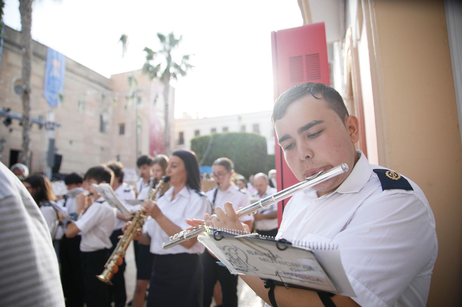 Desfile de Gigantes y Cabezudos de Vera, en imágenes