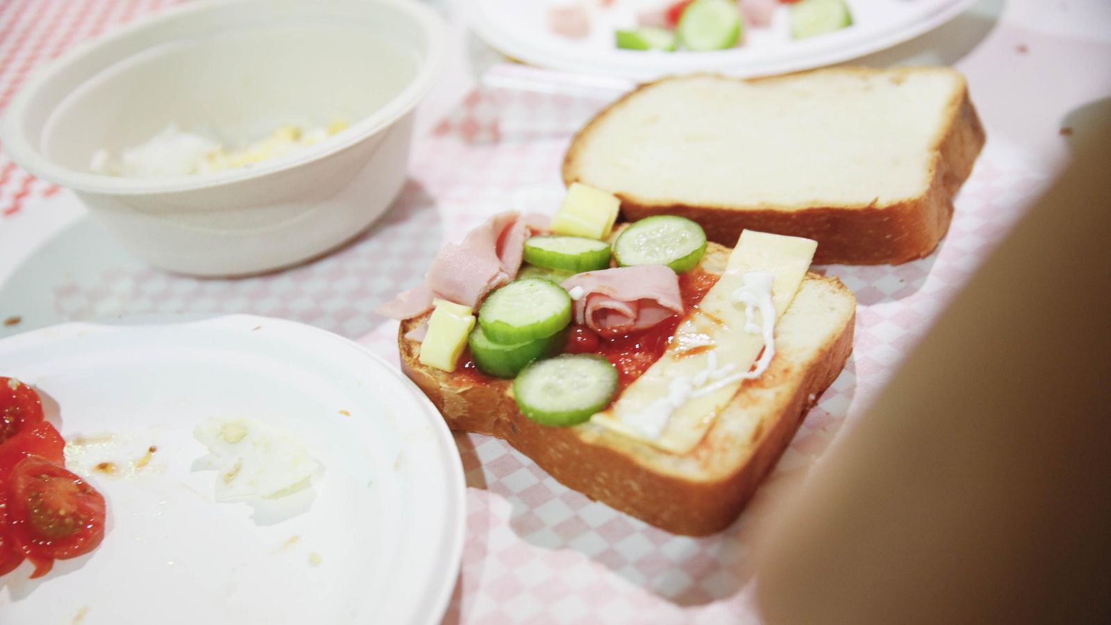 Las imágenes del taller infantil de cocina en el mercado de Almería