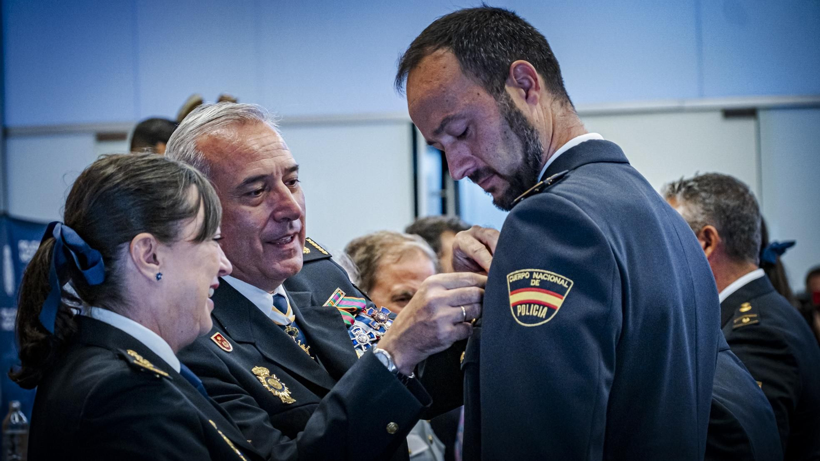 Las imágenes de la celebración del acto del Día de la Policía Nacional en Cádiz.
