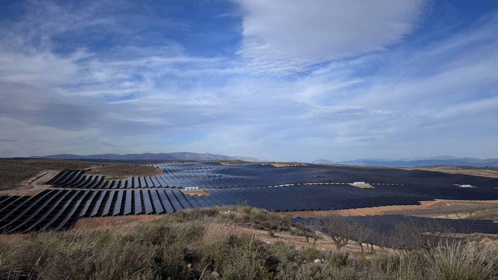 Imagen de la planta fotovoltaica de Caparacena, en Granada-