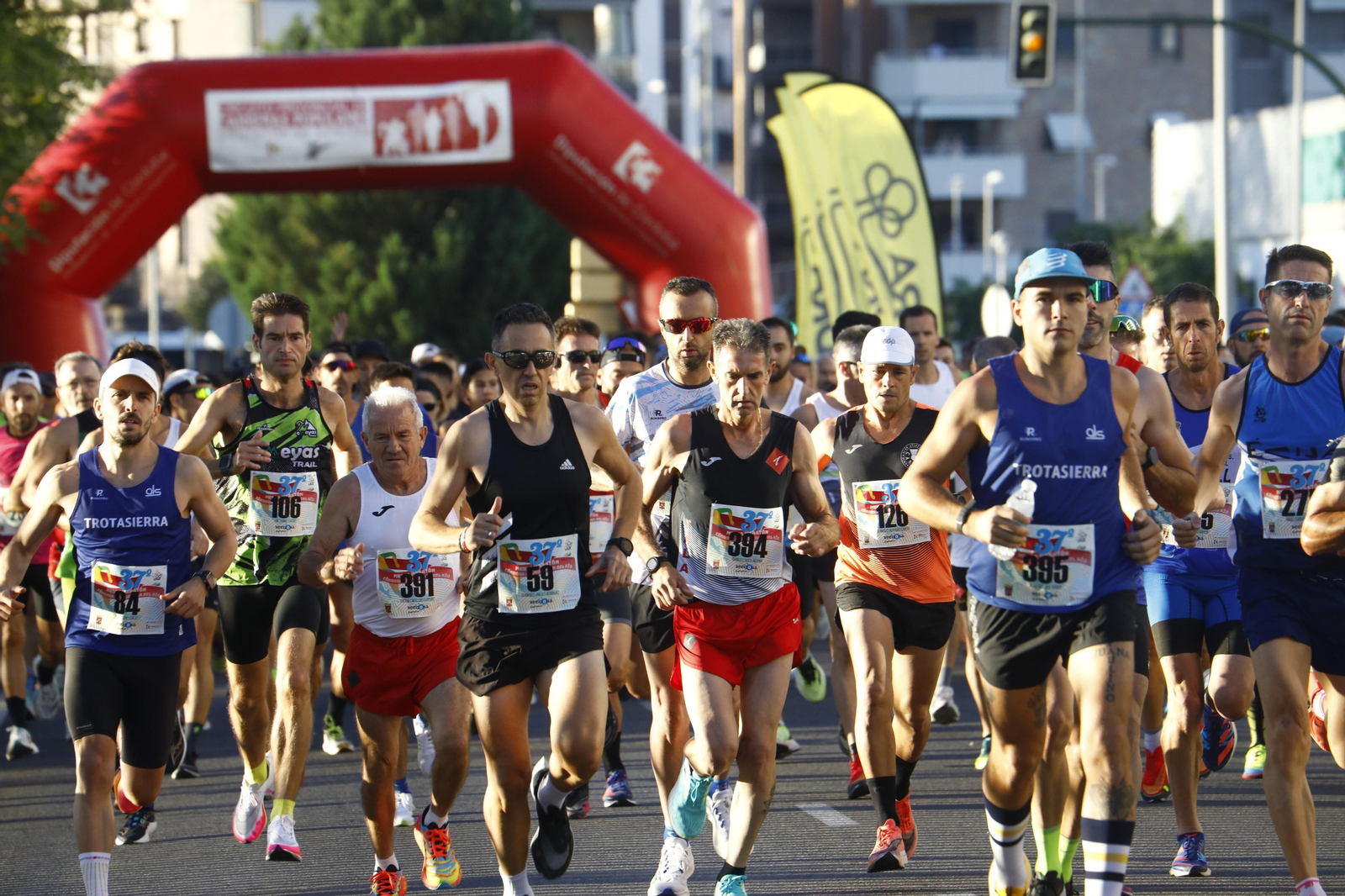 La XXXVII Media Maratón Córdoba-Almodóvar del Río, en imágenes