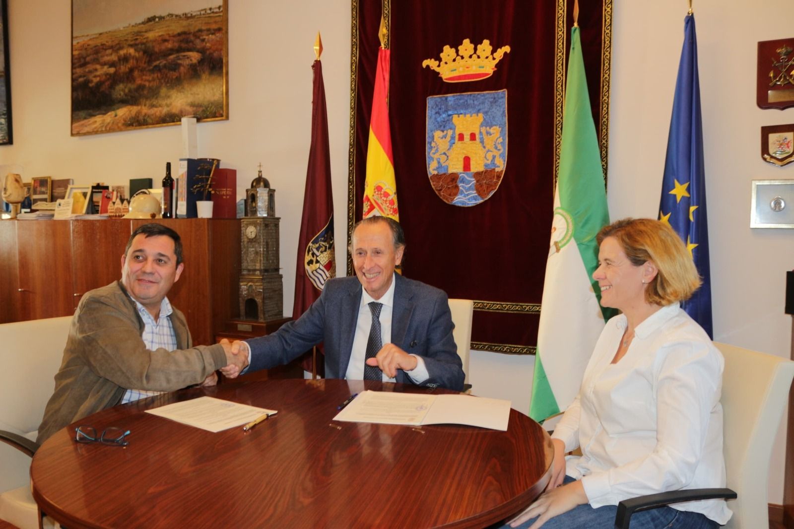 Un momento del acto, celebrado en Alcaldía.