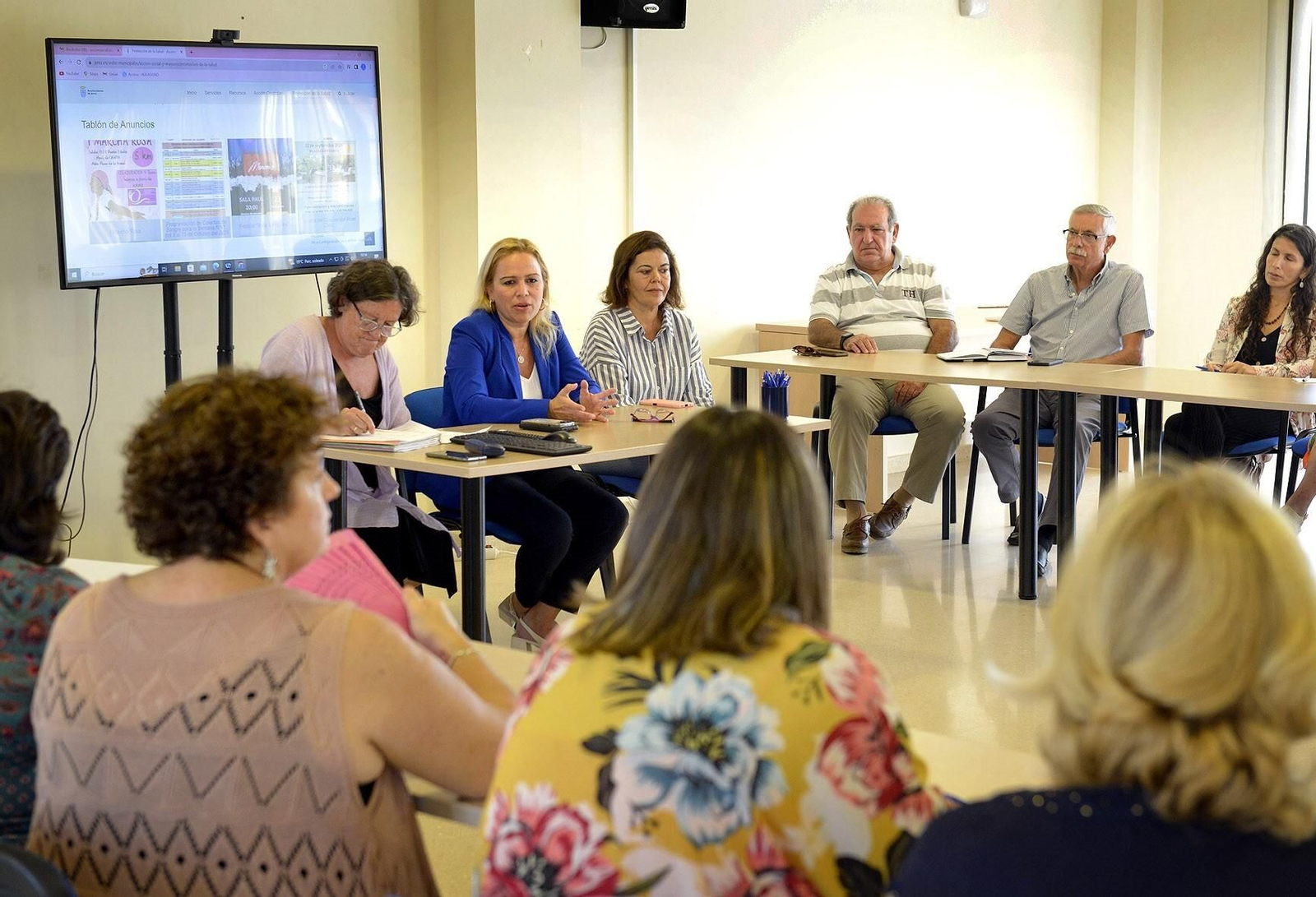 La delegada de Inclusión Social, Yessika Quintero, preside la Mesa de Coordinación de Entidades de Salud.