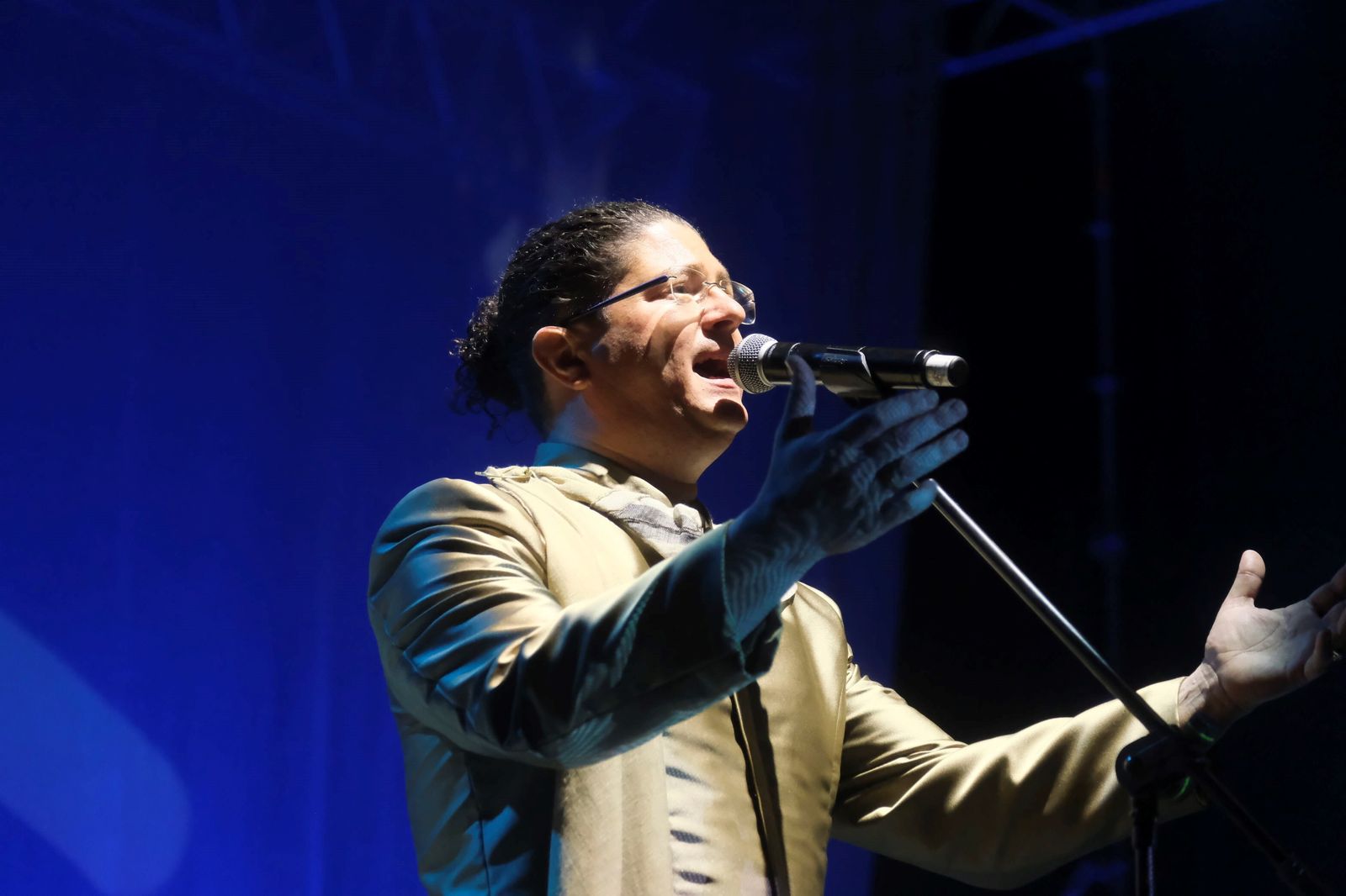 Los Cantores de Híspalis actúan en La Corredera, en imágenes