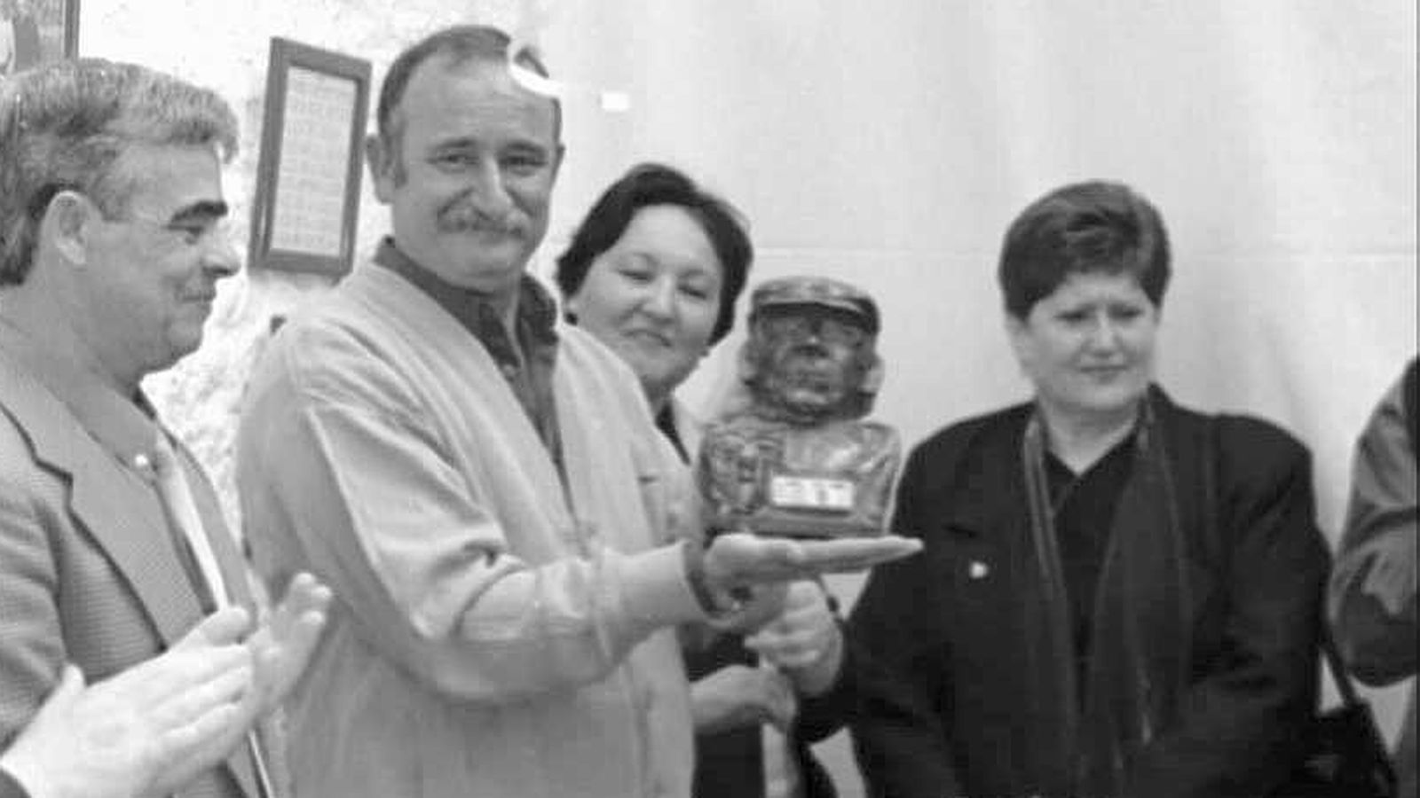 Juan Vías recibió el Premio Diaria en el año 2000