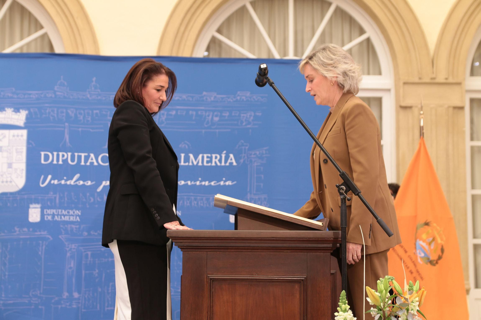 Toma de posesión de la nueva junta de gobierno del Colegio de Economistas